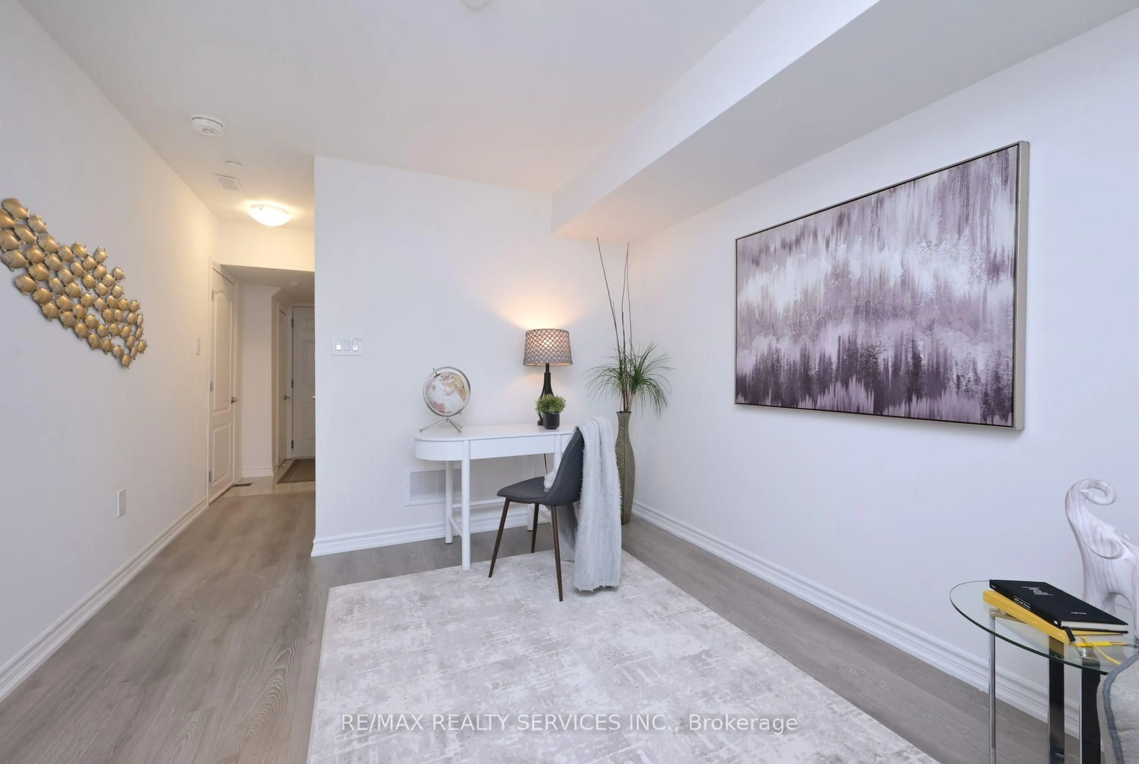 Unknown for 2179C Weston Rd #7, Toronto Ontario M9N 0B5