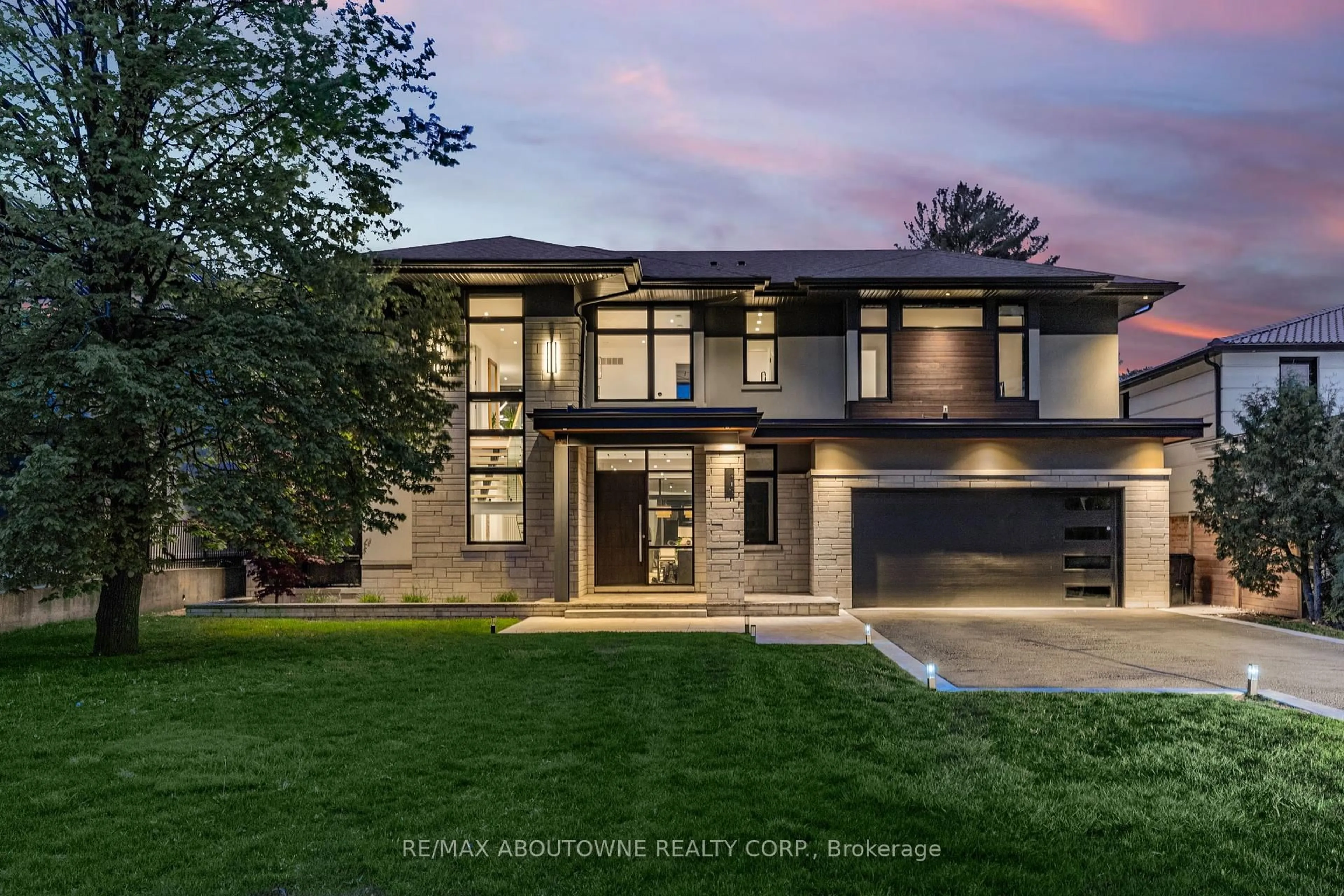 Home with brick exterior material, street for 215 Morden Rd, Oakville Ontario L6K 2S2