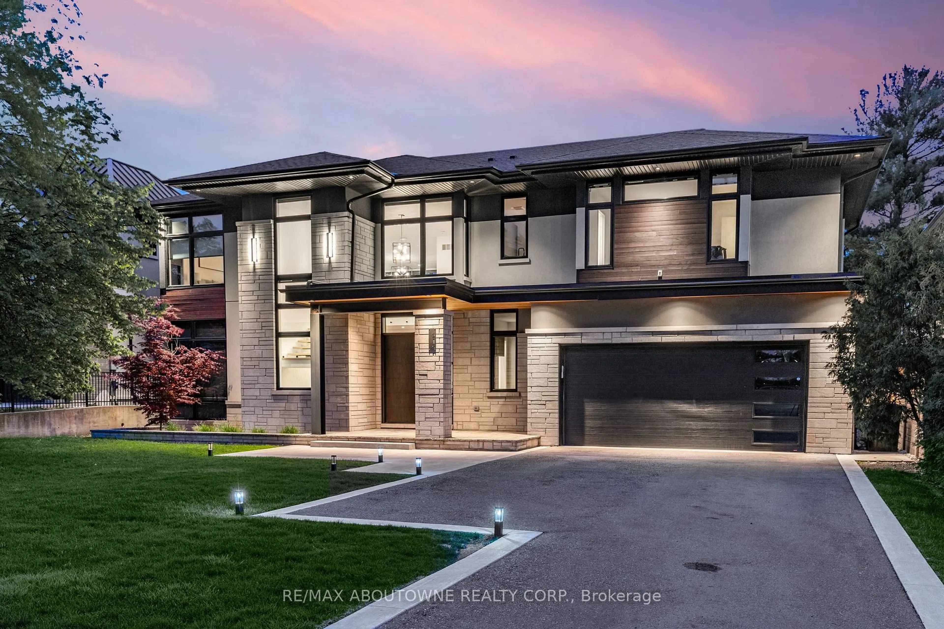 Home with brick exterior material, street for 215 Morden Rd, Oakville Ontario L6K 2S2