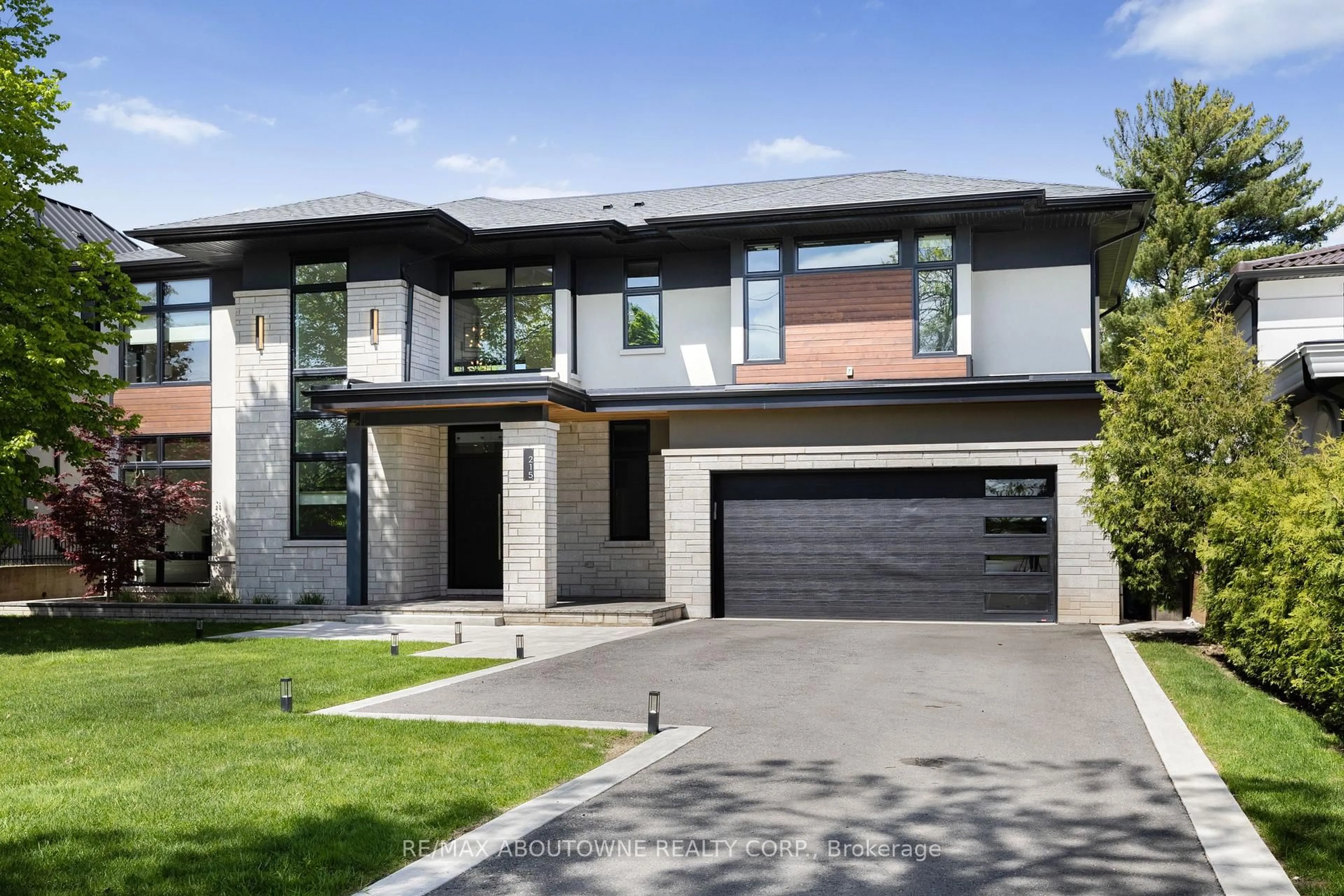 Home with brick exterior material, street for 215 Morden Rd, Oakville Ontario L6K 2S2