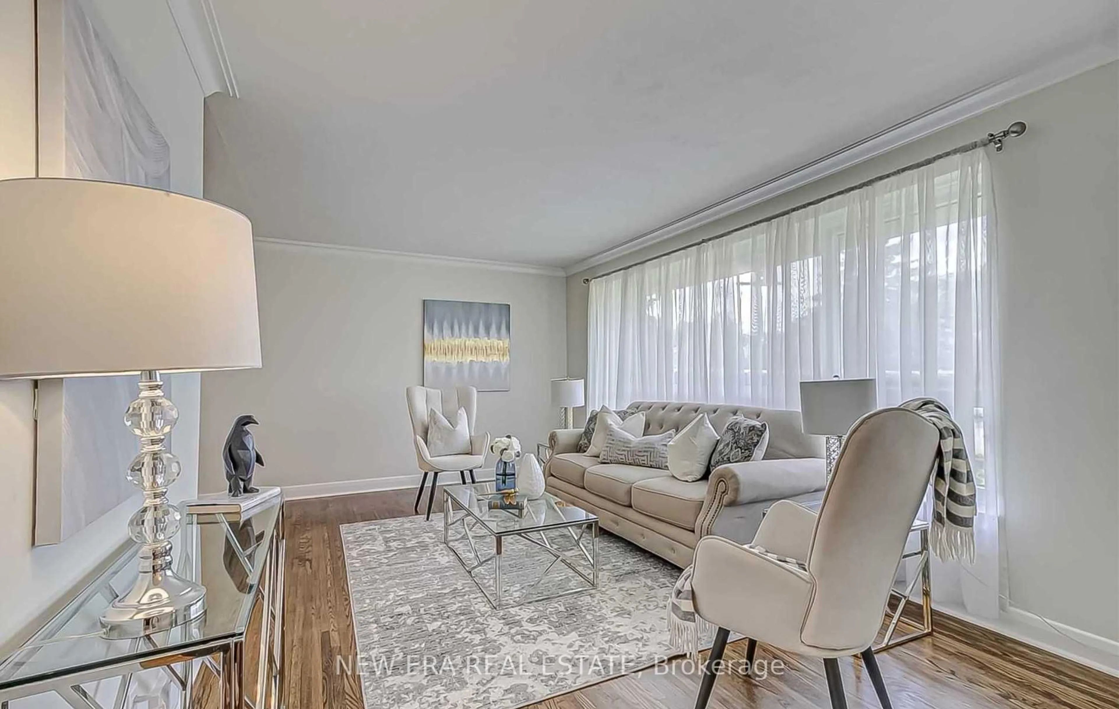 Living room with furniture, unknown for 7 Greening Cres, Toronto Ontario M9A 1N9