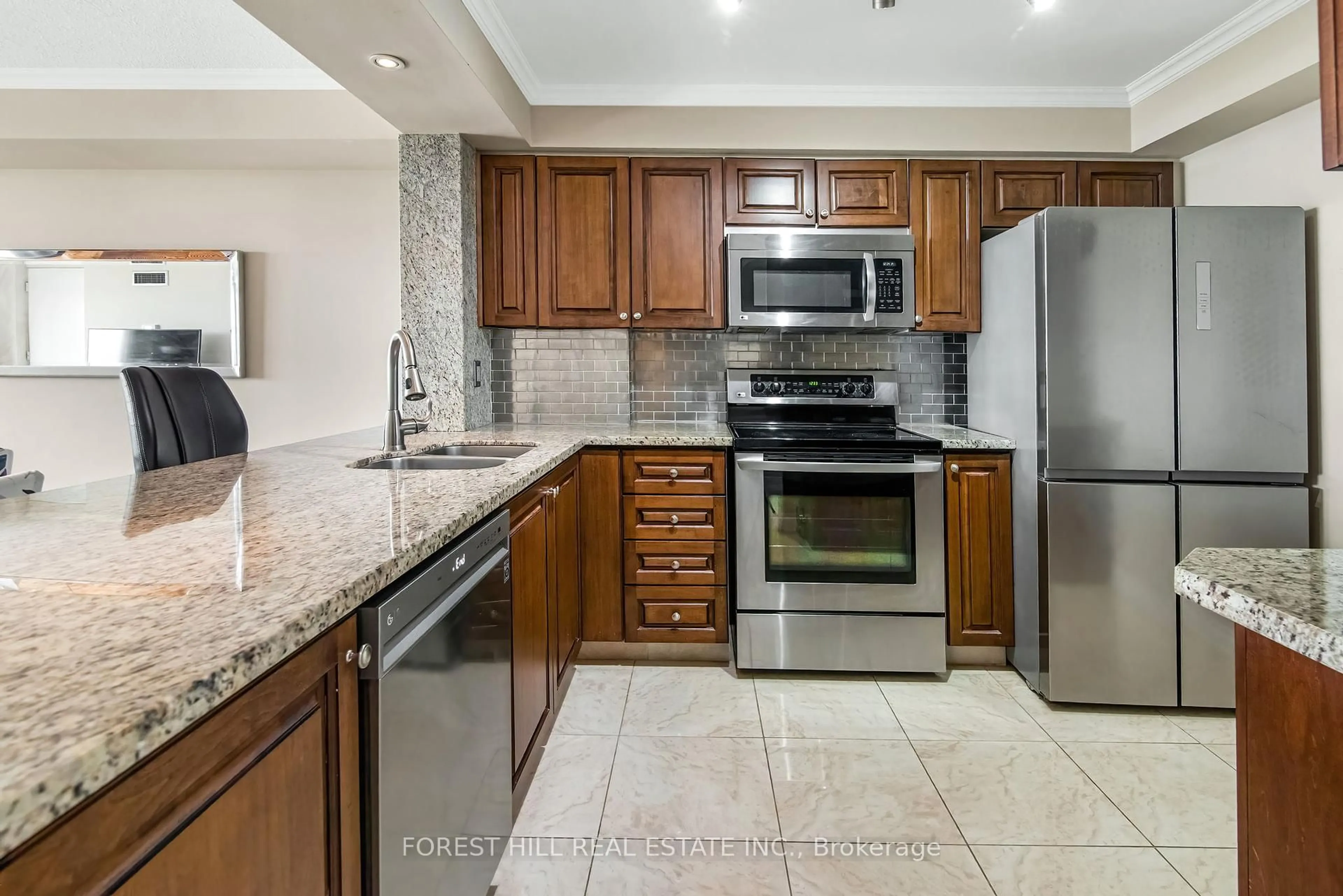 Standard kitchen, ceramic/tile floor for 3845 Lake Shore Blvd #1108, Toronto Ontario M8W 4Y3