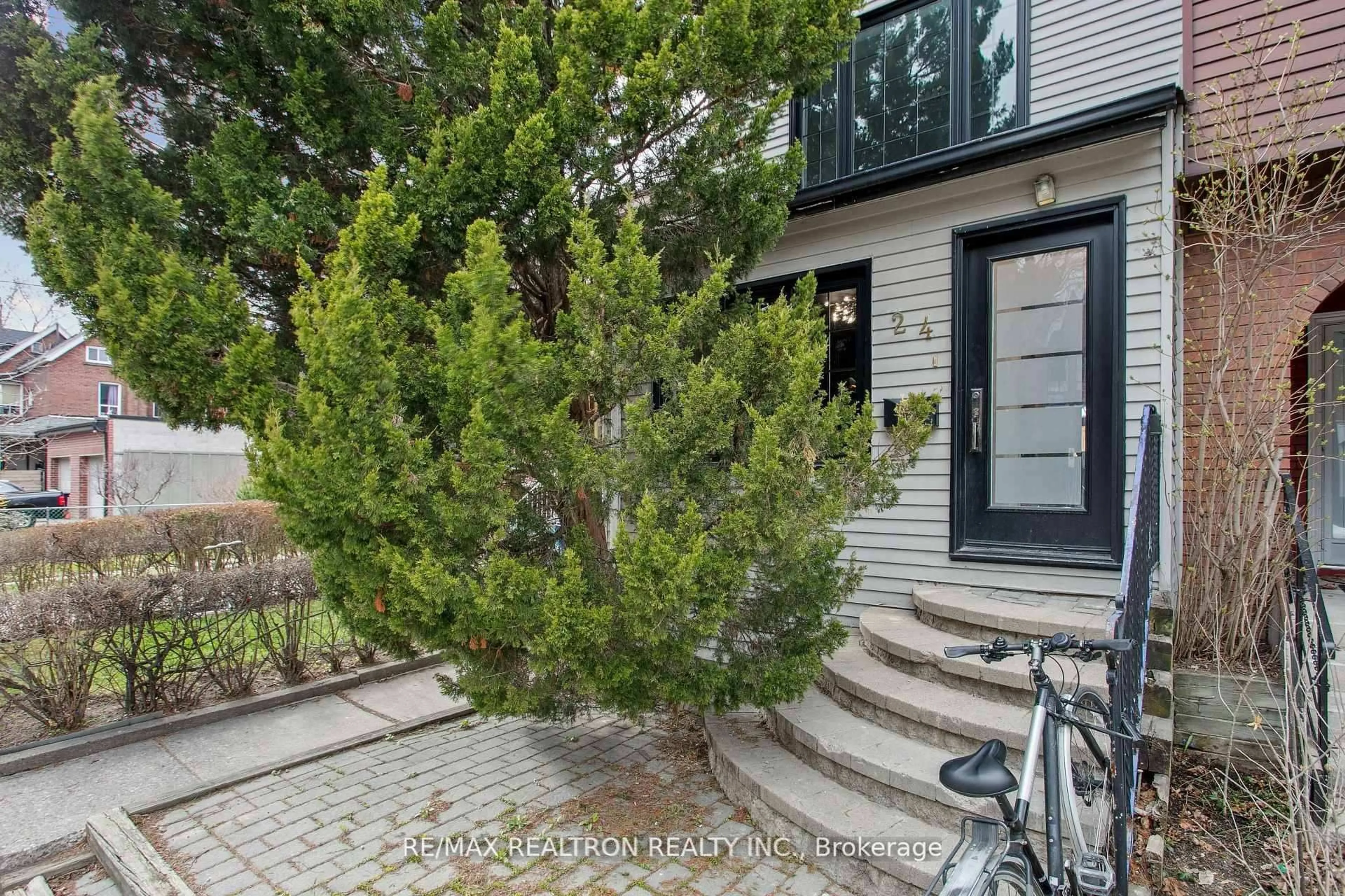 Home with brick exterior material, street for 24 Marion St, Toronto Ontario M6R 1E5