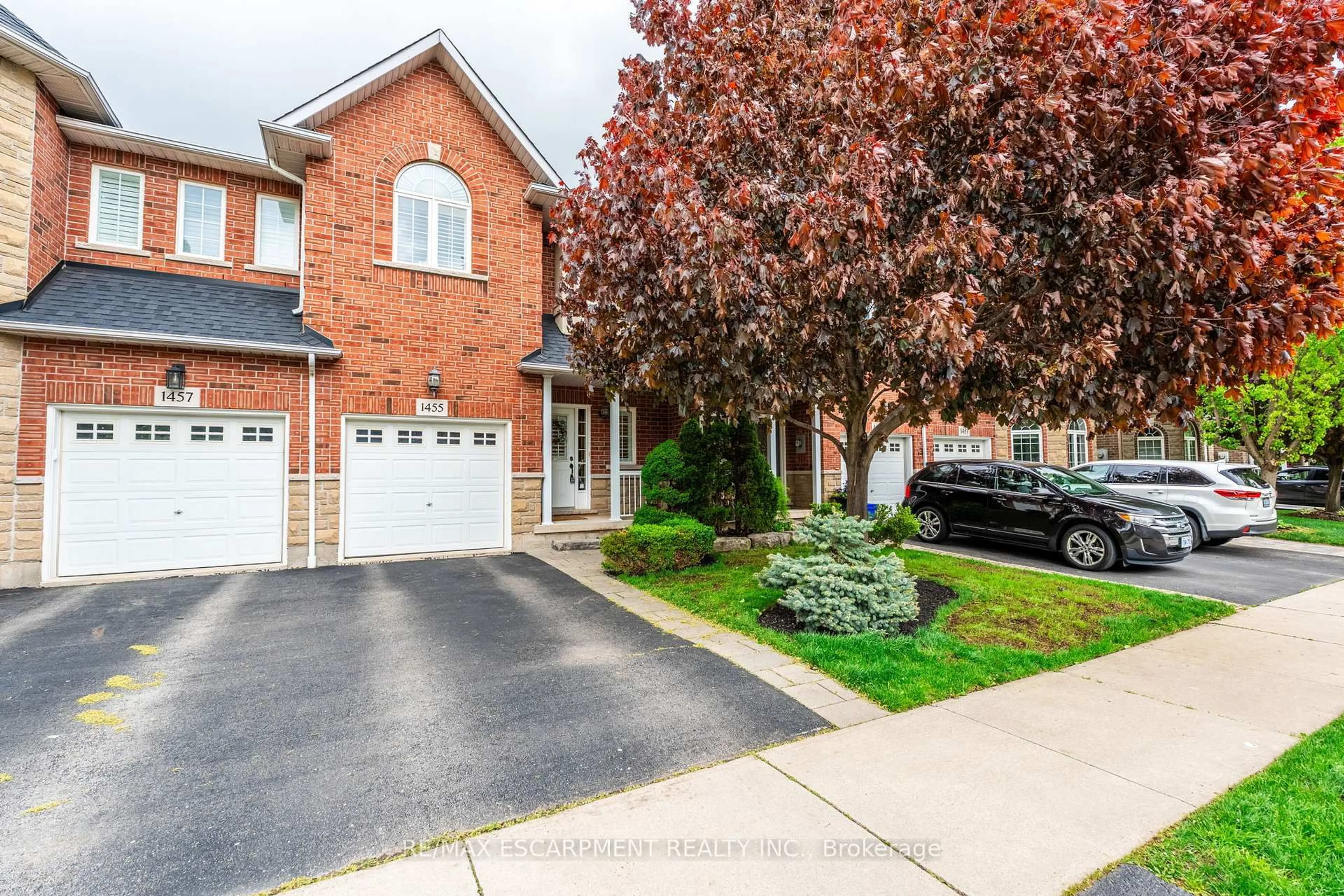 Home with brick exterior material, street for 1455 Tobyn Dr, Burlington Ontario L7M 5A6