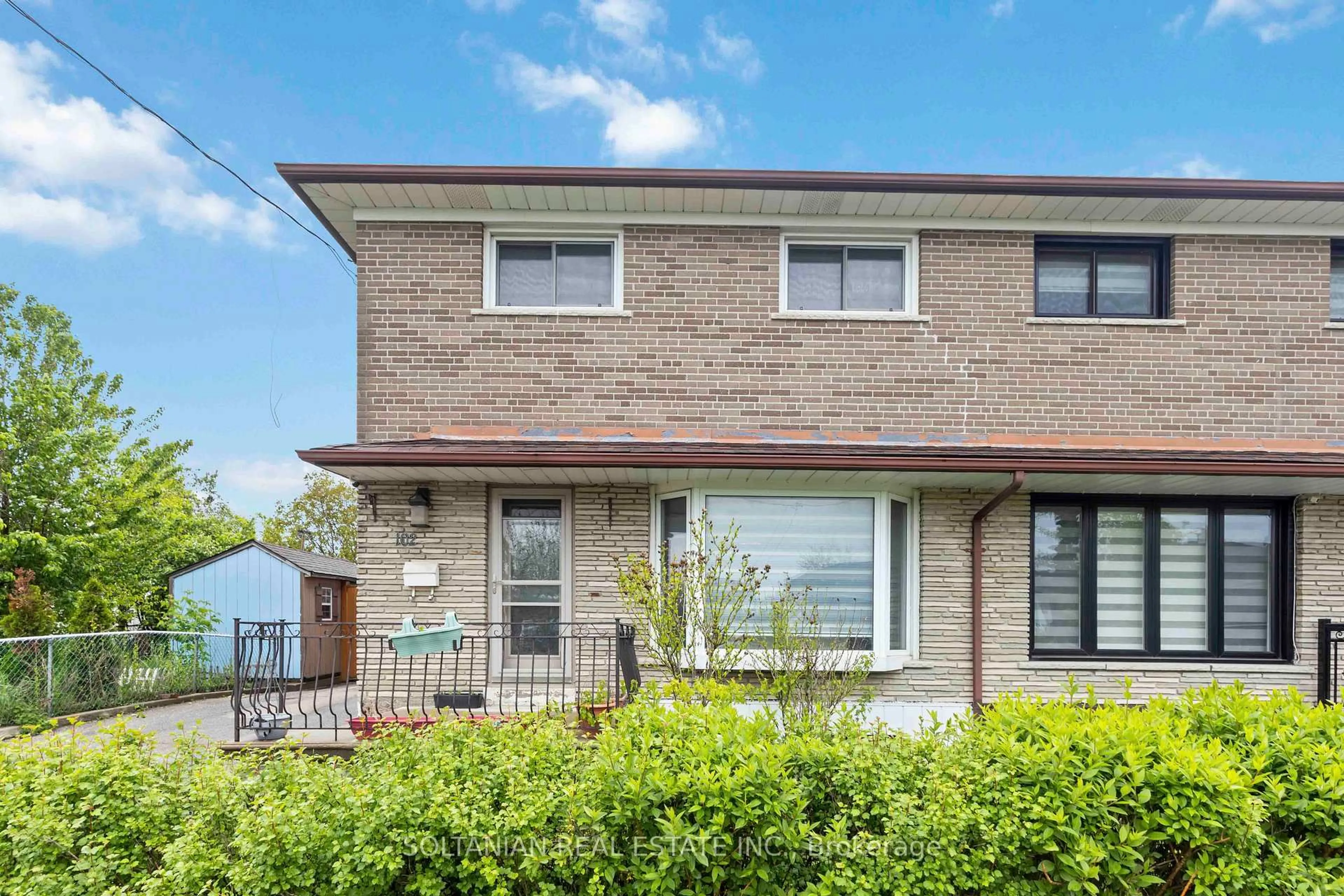 Home with brick exterior material, street for 102 Elnathan Cres, Toronto Ontario M9L 2G1