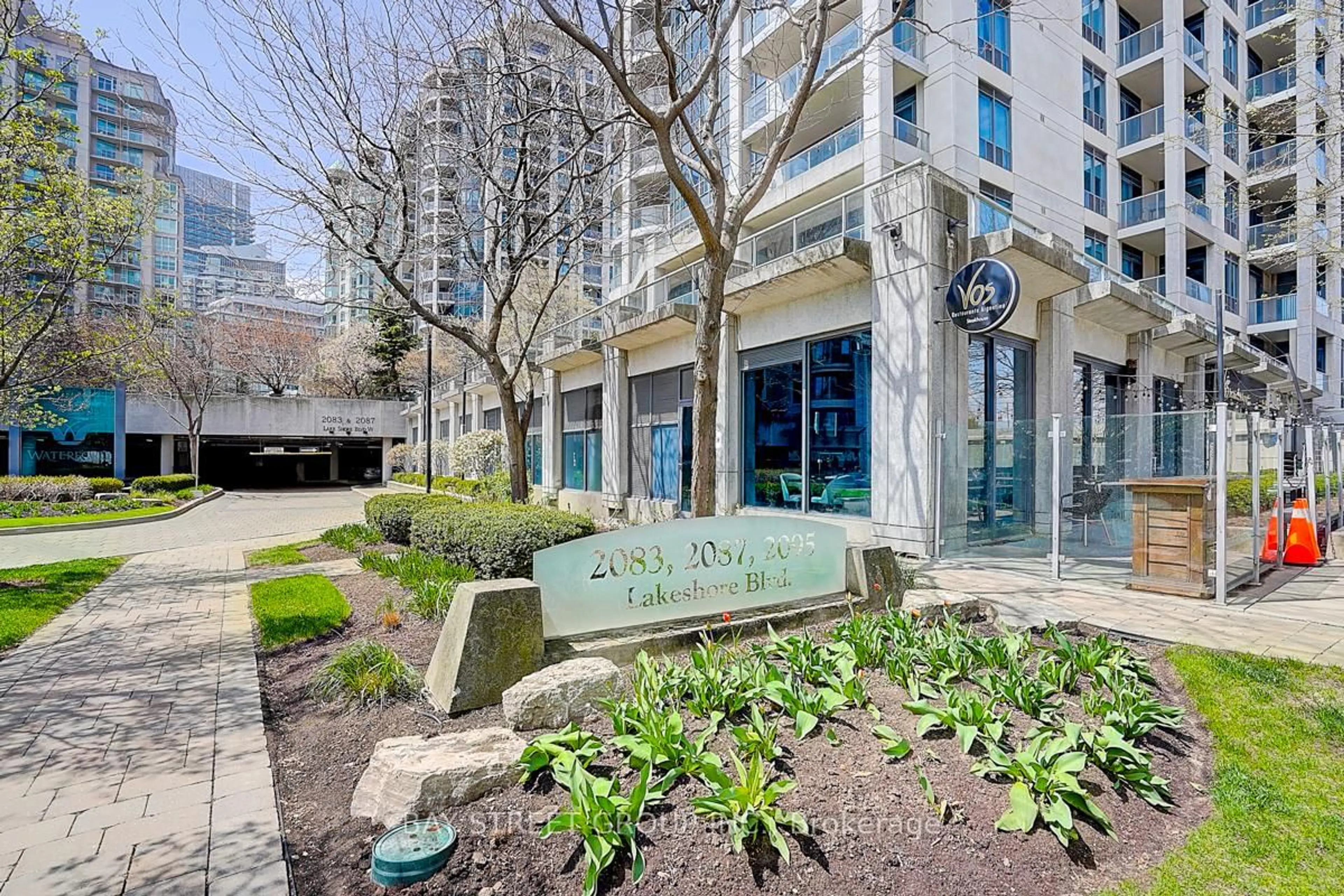 Unknown for 2083 LAKE SHORE Blvd #LPH14, Toronto Ontario M8V 4G2