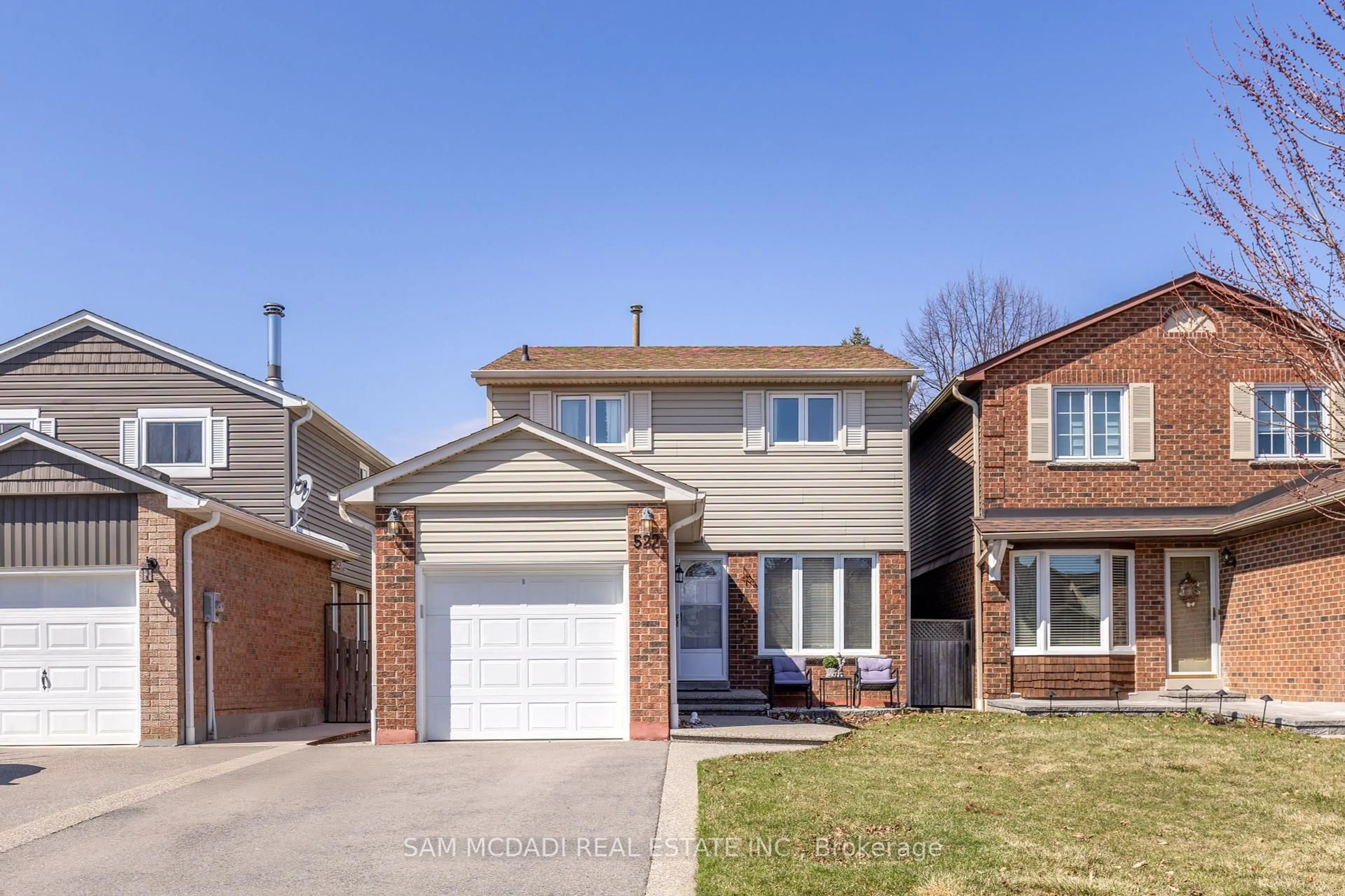 Home with brick exterior material, street for 522 Roseheath Dr, Milton Ontario L9T 4V6