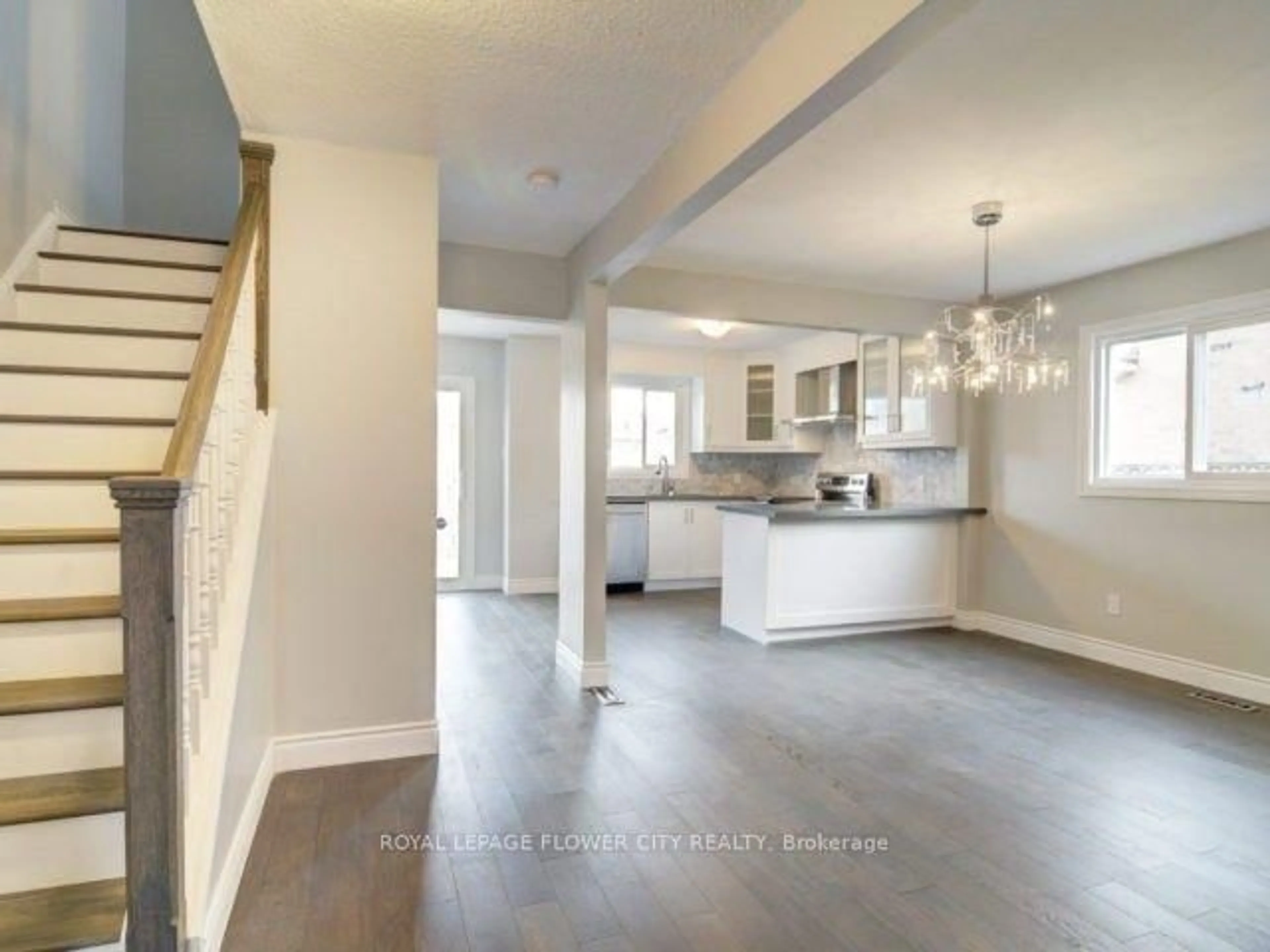 Open concept kitchen, unknown for 16 Ecclestone Dr, Brampton Ontario L6X 3L6