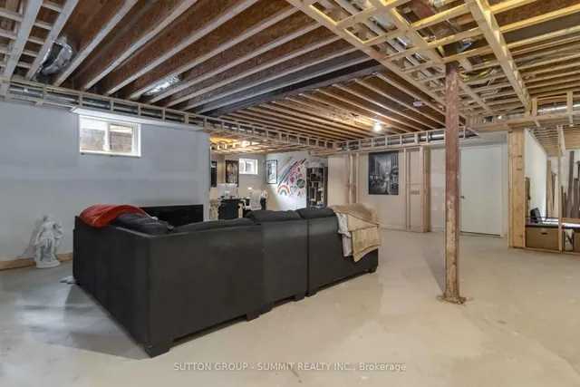 Additional property image - 7 Tristan Crt