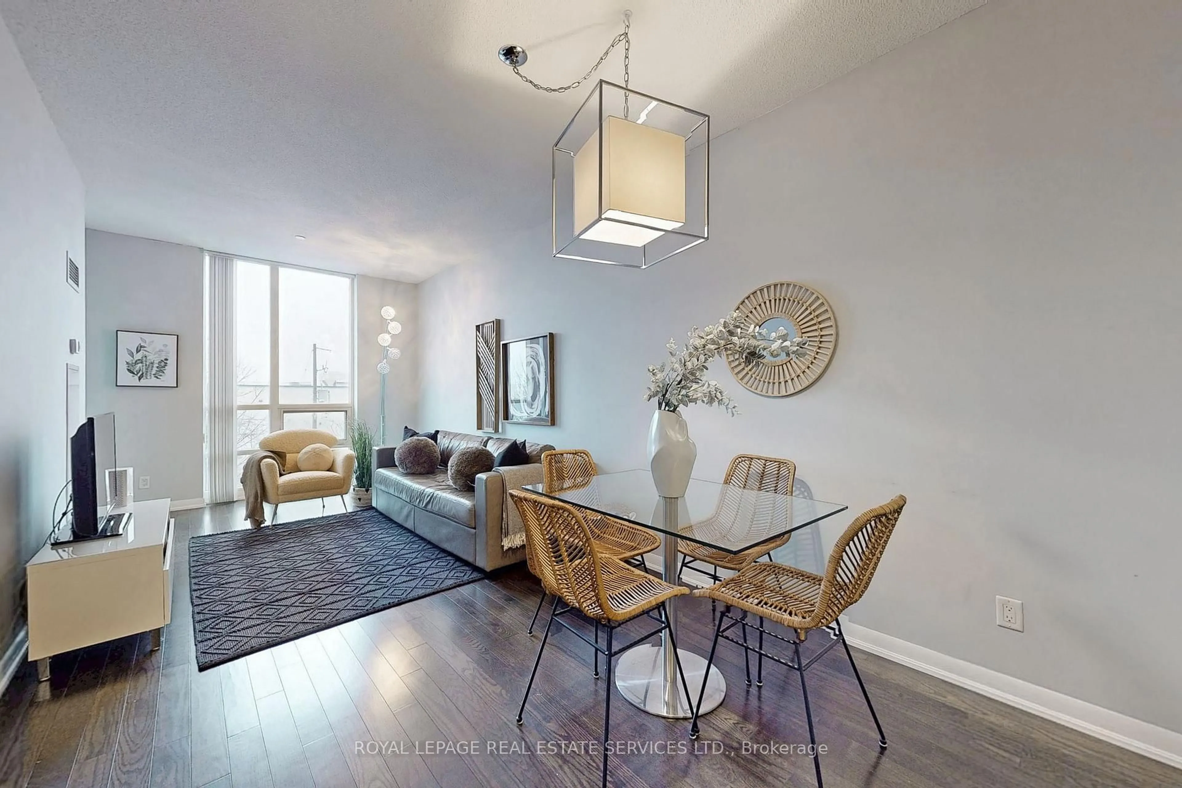 Unknown for 205 Sherway Gardens Rd #311, Toronto Ontario M9C 0A5