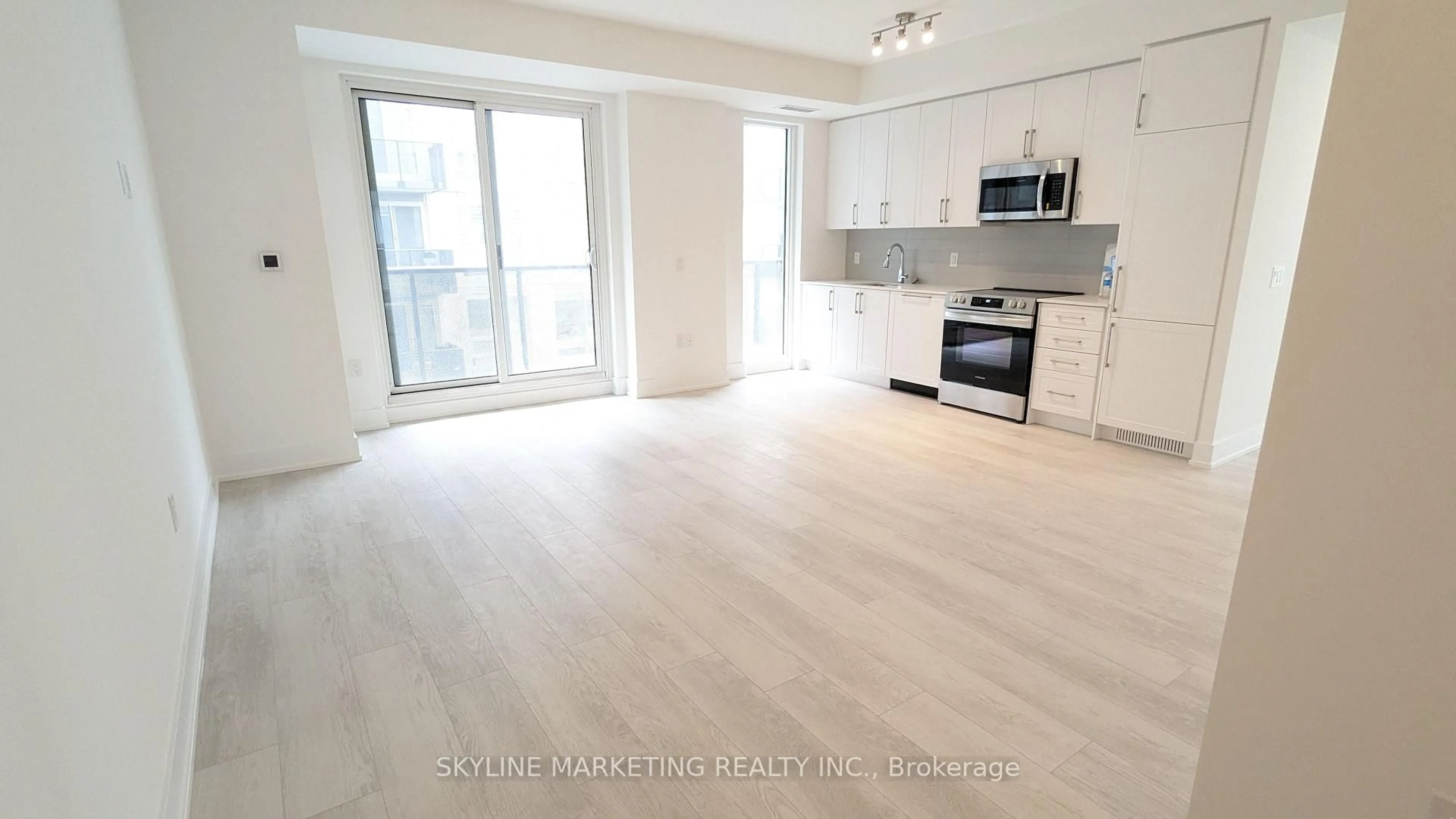 A pic of a room for 2450 Old Bronte Rd #504, Oakville Ontario L6M 5P6