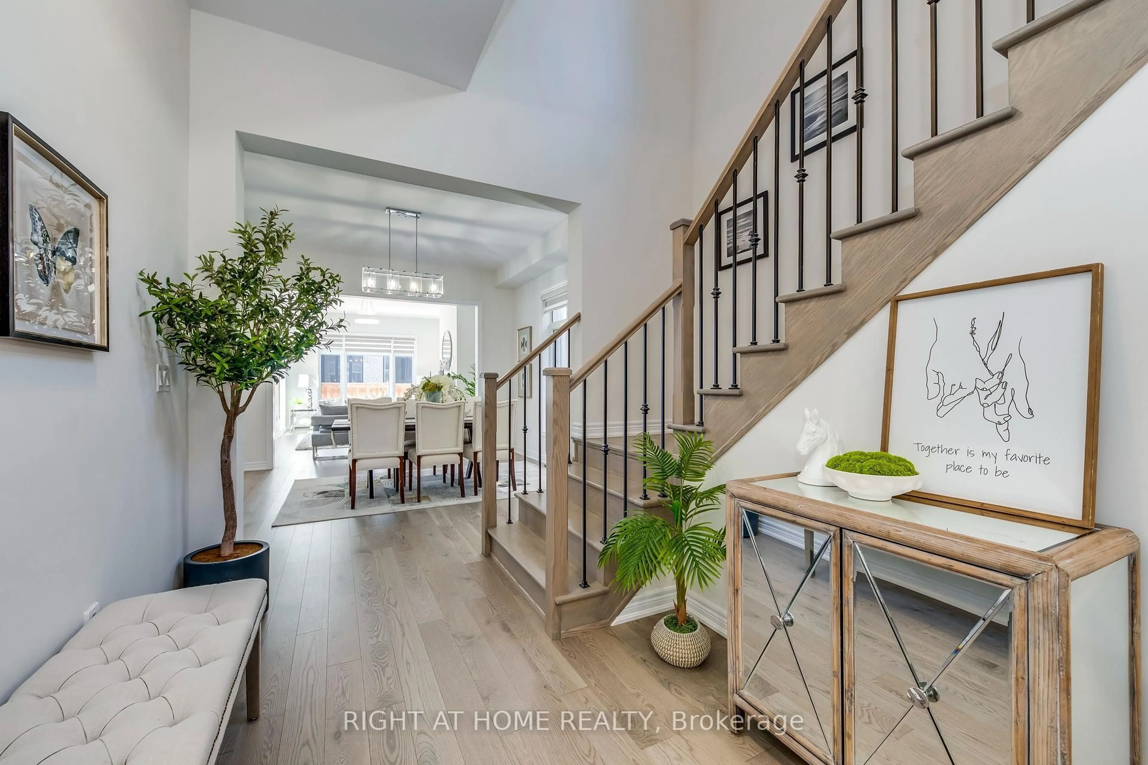 Indoor entryway for 63 Carnegie Dr, Oakville Ontario L6H 7C5