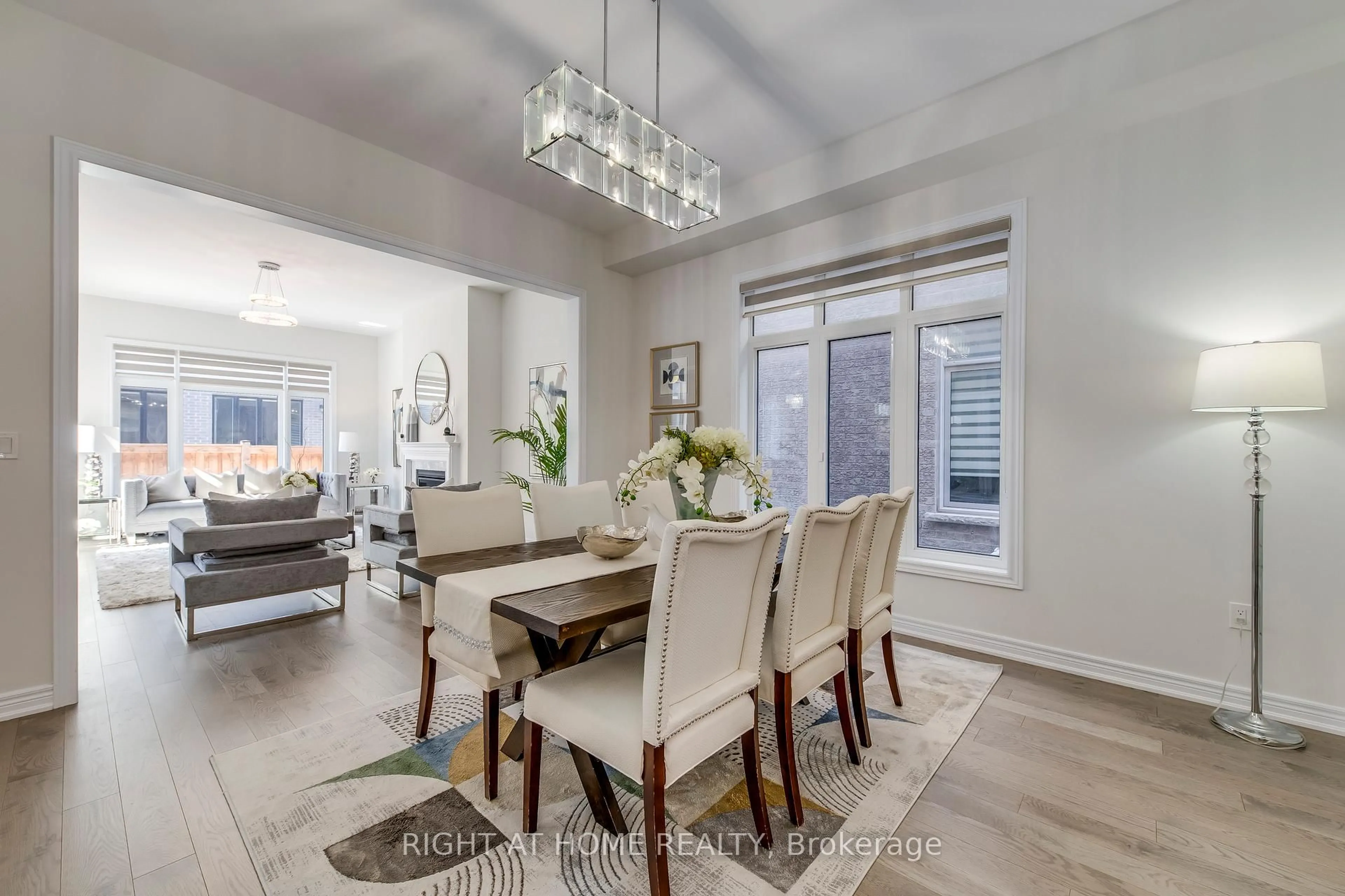 Dining room, wood/laminate floor for 63 Carnegie Dr, Oakville Ontario L6H 7C5