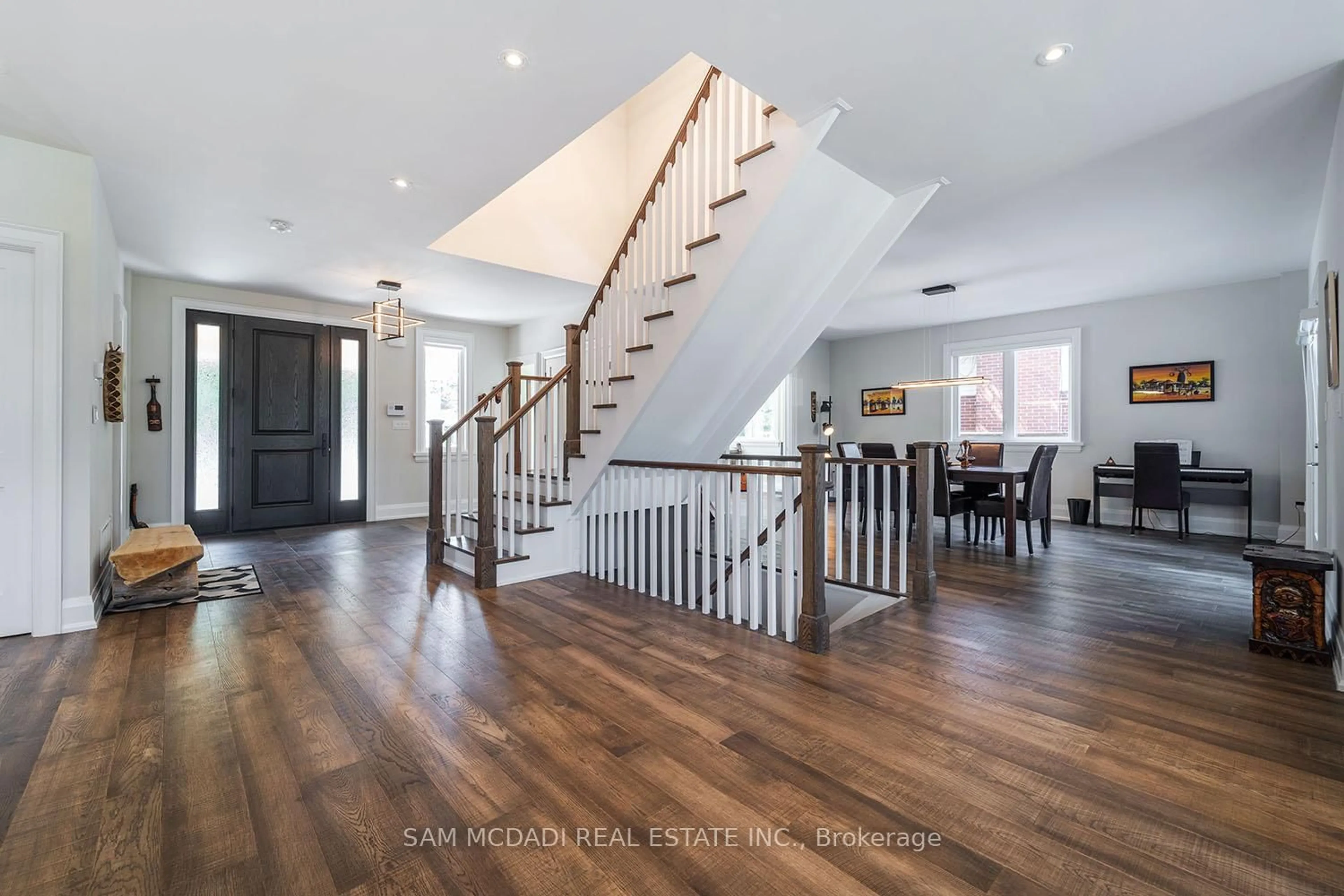 Unknown for 2163 Deyncourt Dr, Burlington Ontario L7R 1W2