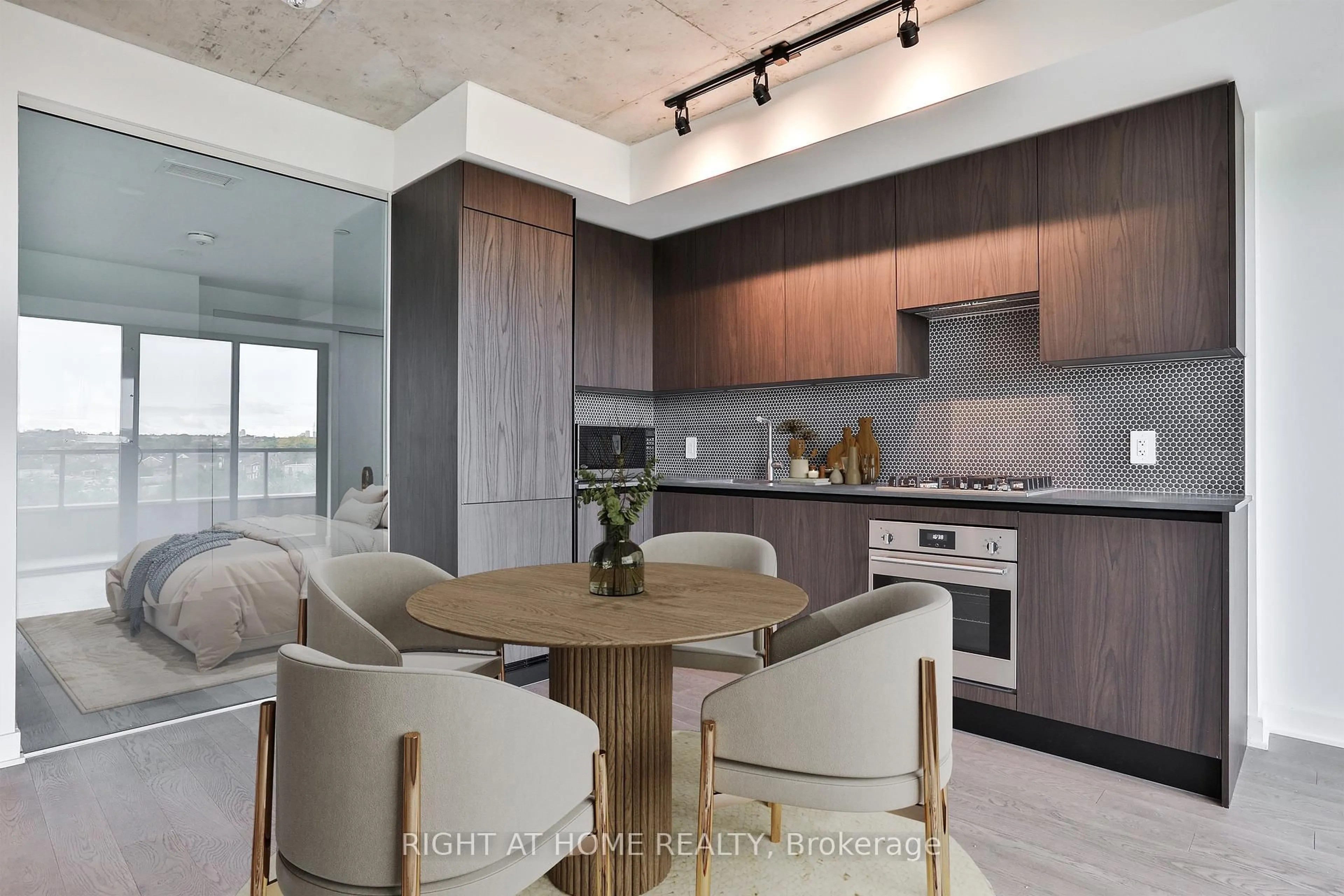 Open concept kitchen, unknown for 2720 Dundas St #512, Toronto Ontario M6P 1Y2