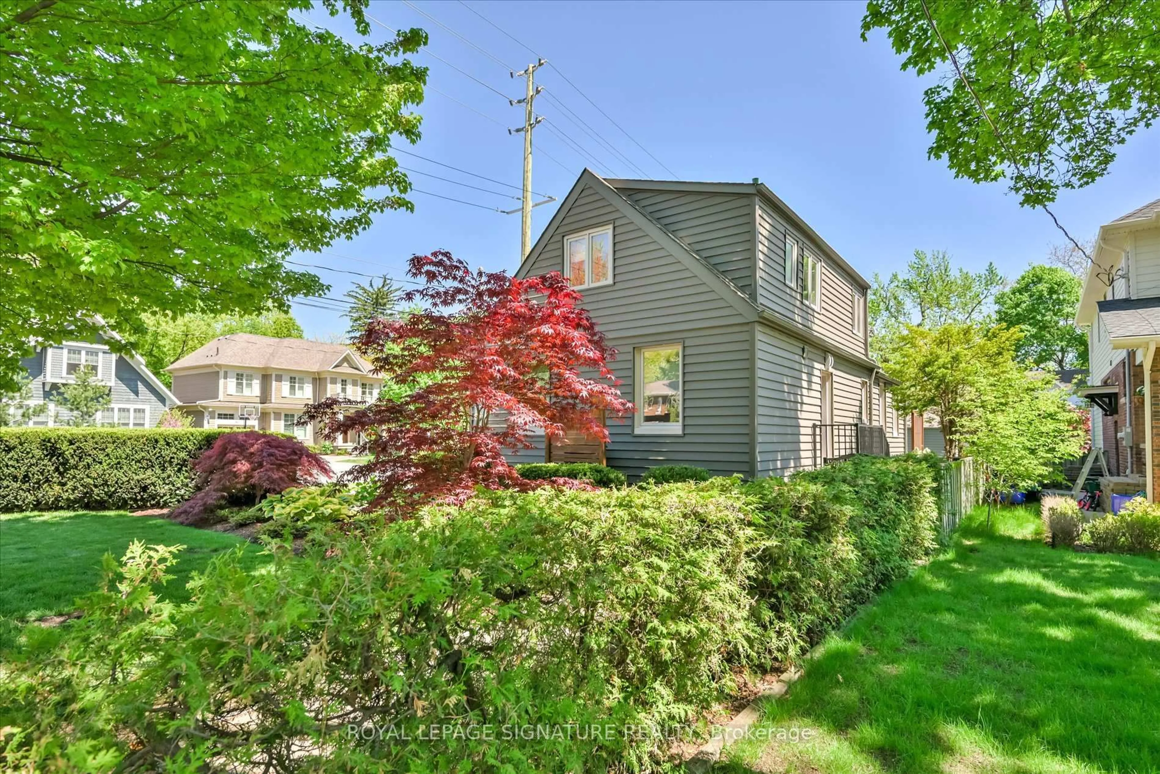 Unknown for 386 Allan St, Oakville Ontario L6J 3P5