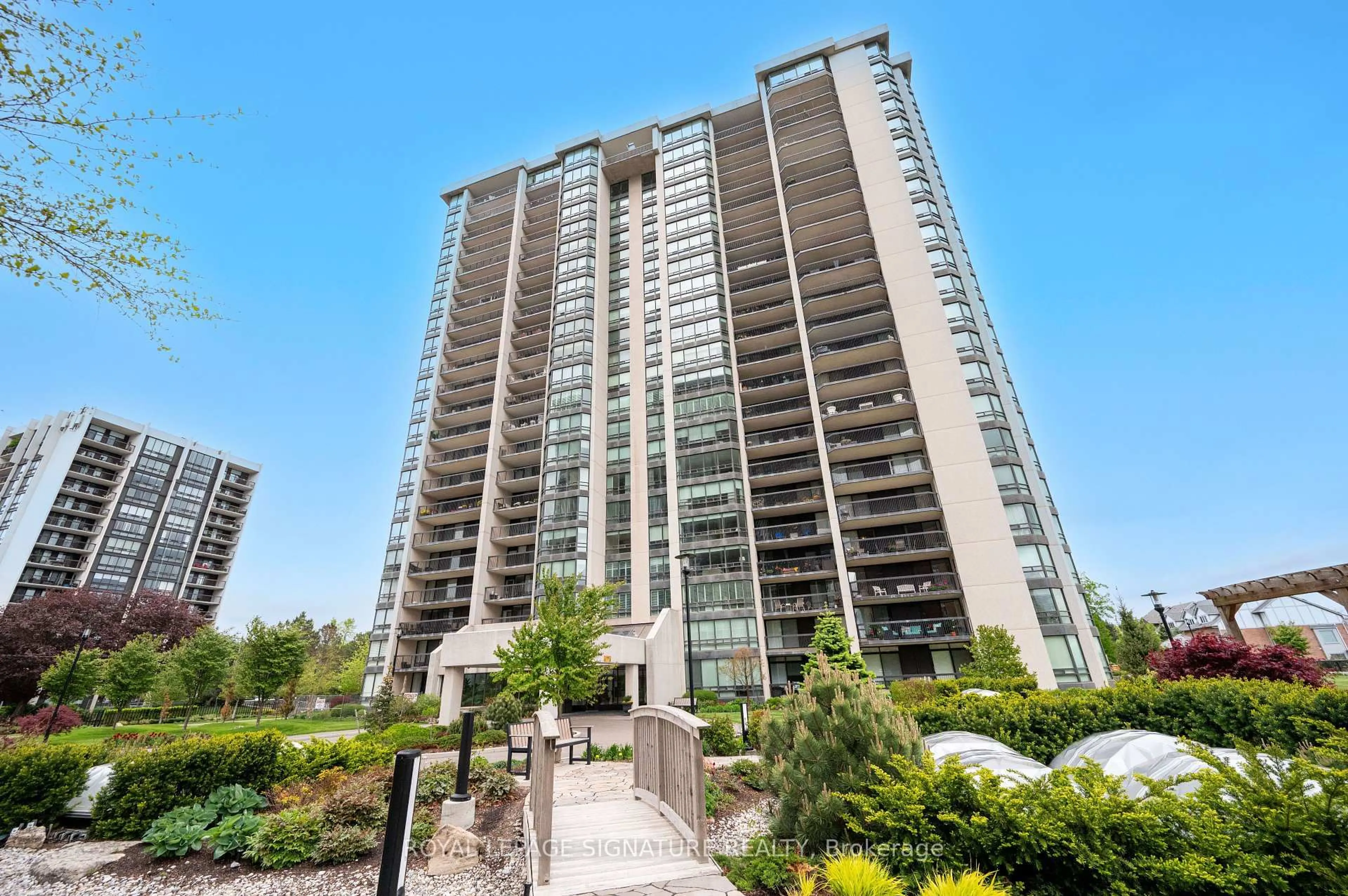Unknown for 2170 Marine Dr #307, Oakville Ontario L6L 5V1