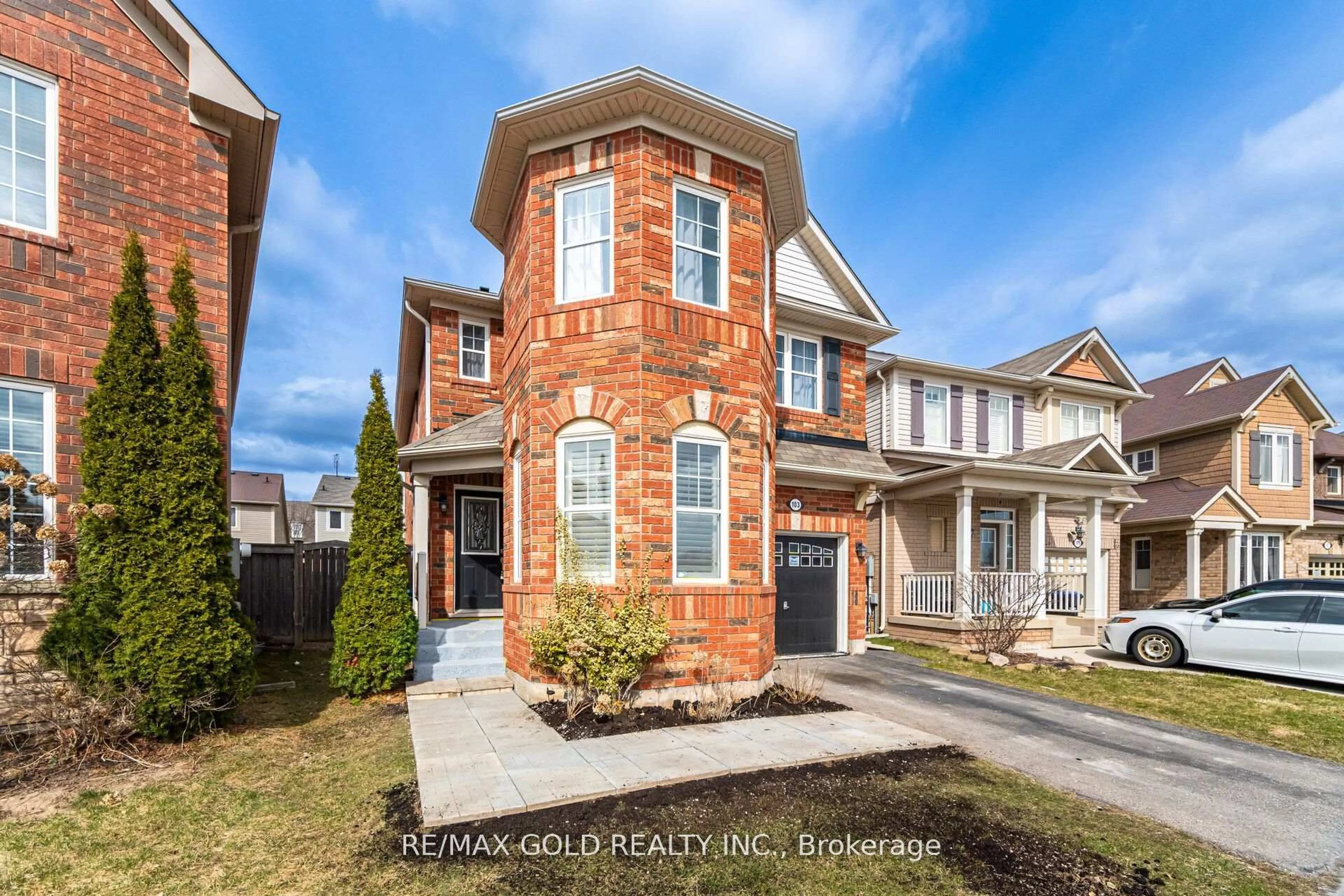 Home with brick exterior material, street for 103 Commuter Dr, Brampton Ontario L7A 0P7