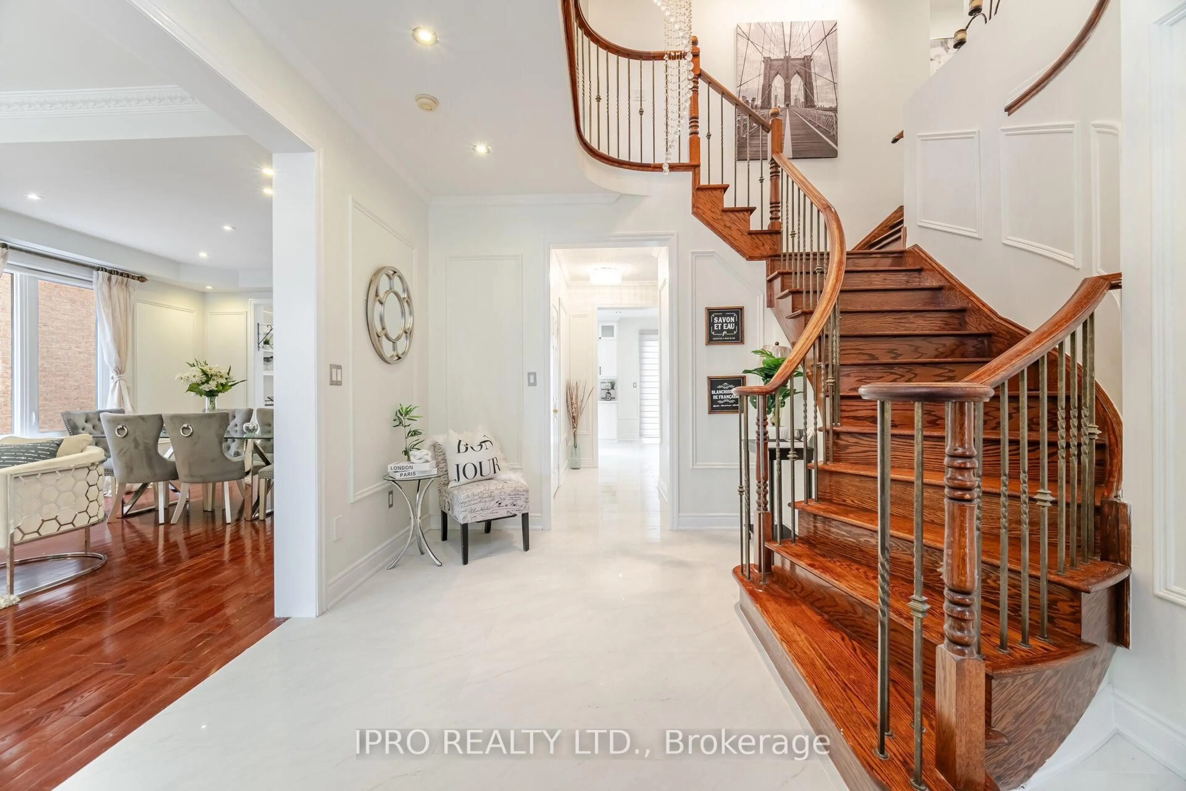 Unknown for 2185 Highcliffe Way, Oakville Ontario L6M 5B7