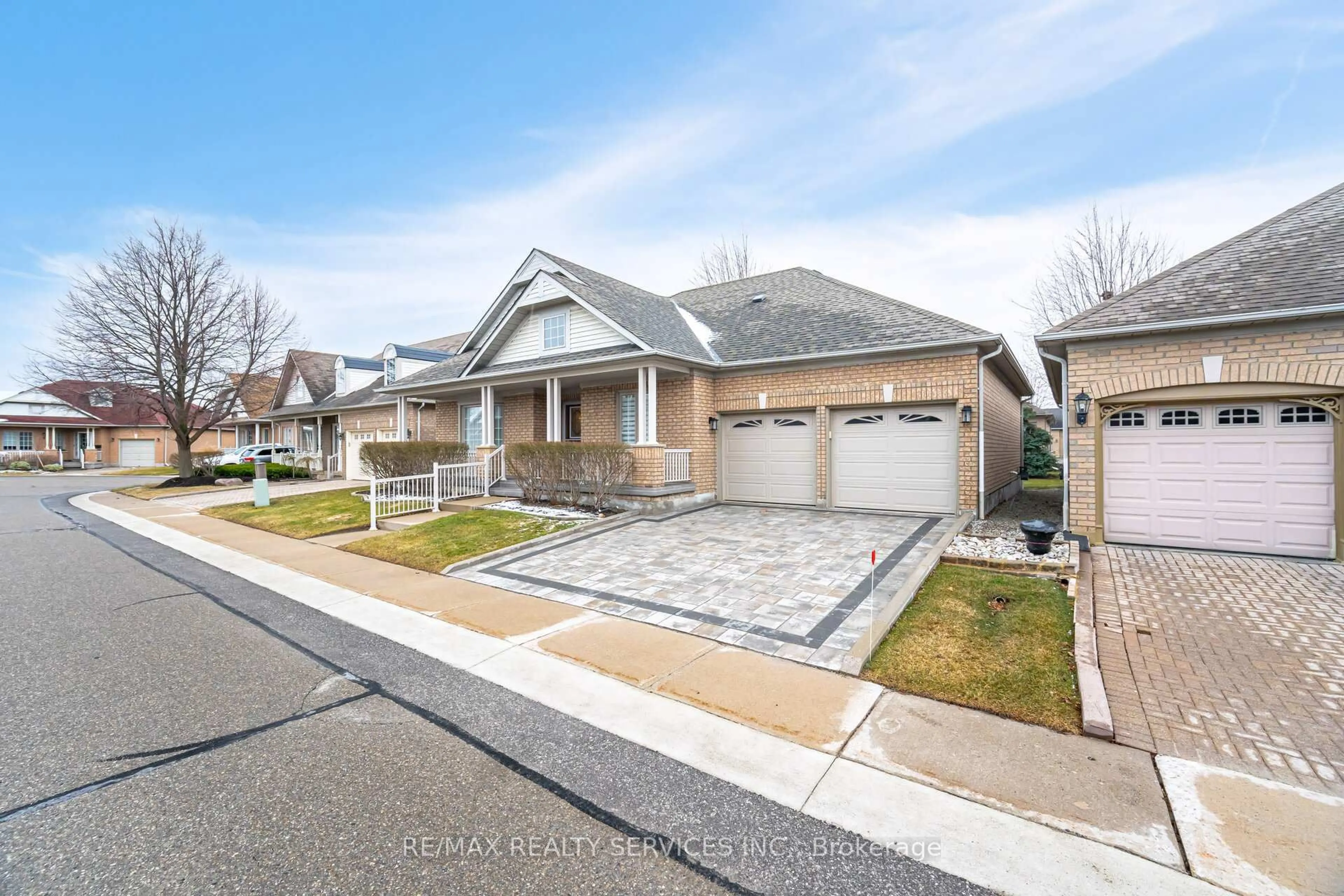 Unknown for 3 Tuscany Lane, Brampton Ontario L6R 1W5