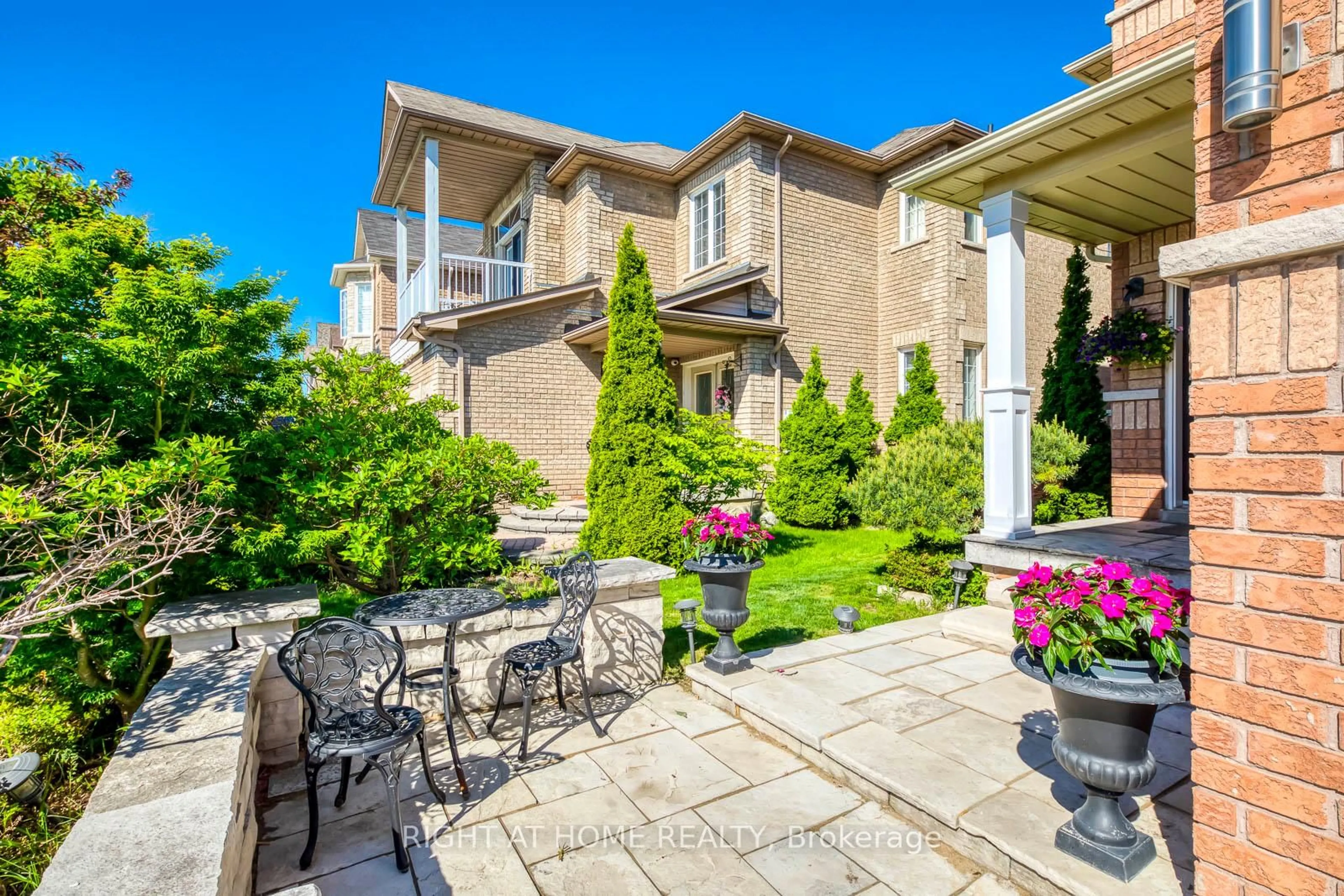 Patio, street for 3465 Aquinas Ave, Mississauga Ontario L5M 7L3