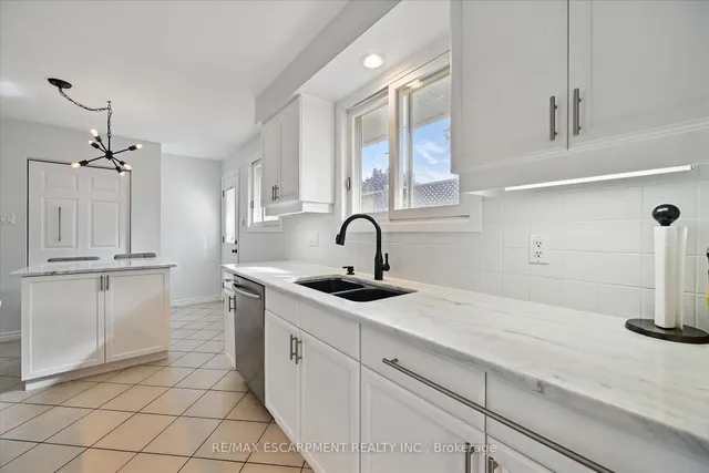 Additional property image - 3409 Putter Pl