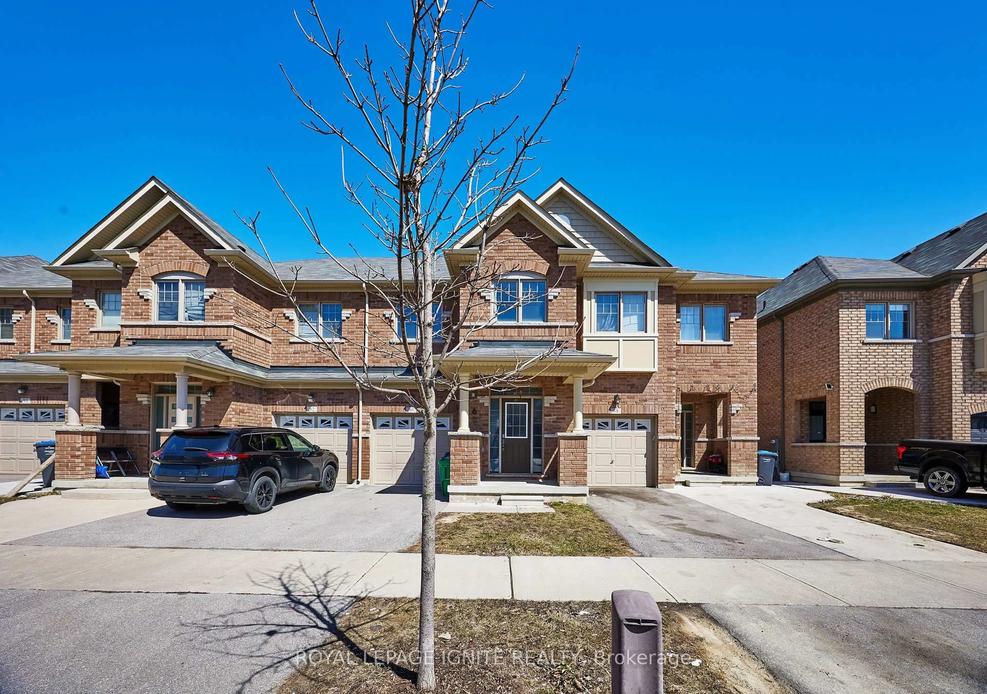 Home with brick exterior material, street for 80 Davenfield Circ, Brampton Ontario L6P 4M2