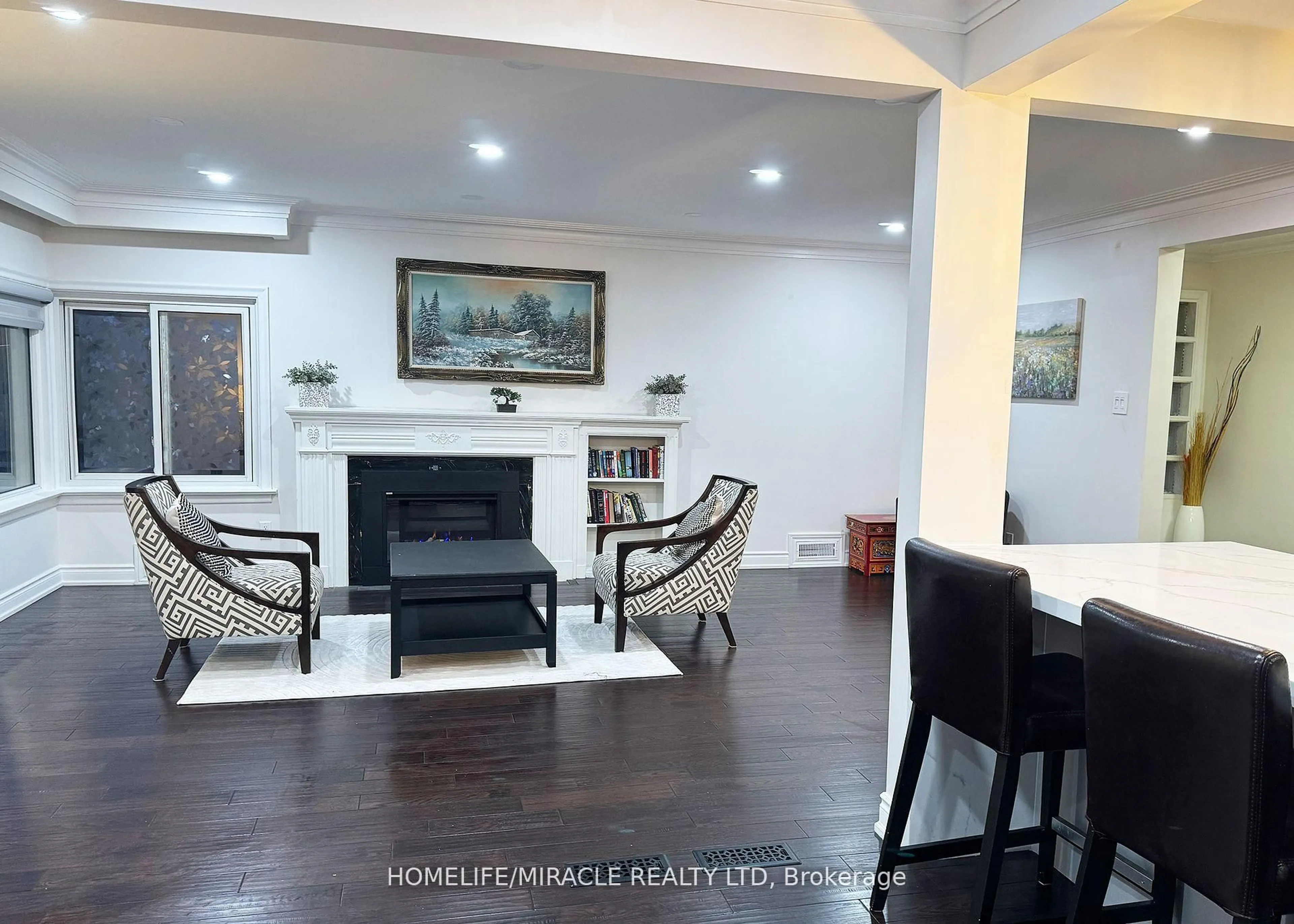 Unknown for 11 Adelpha Dr, Toronto Ontario M8Z 3A1