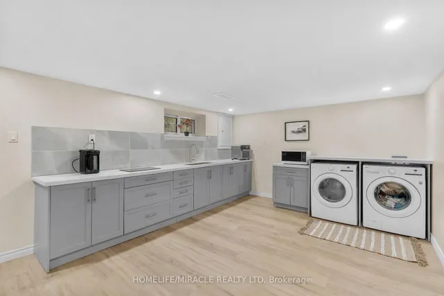 Additional property image - 11 Adelpha Dr