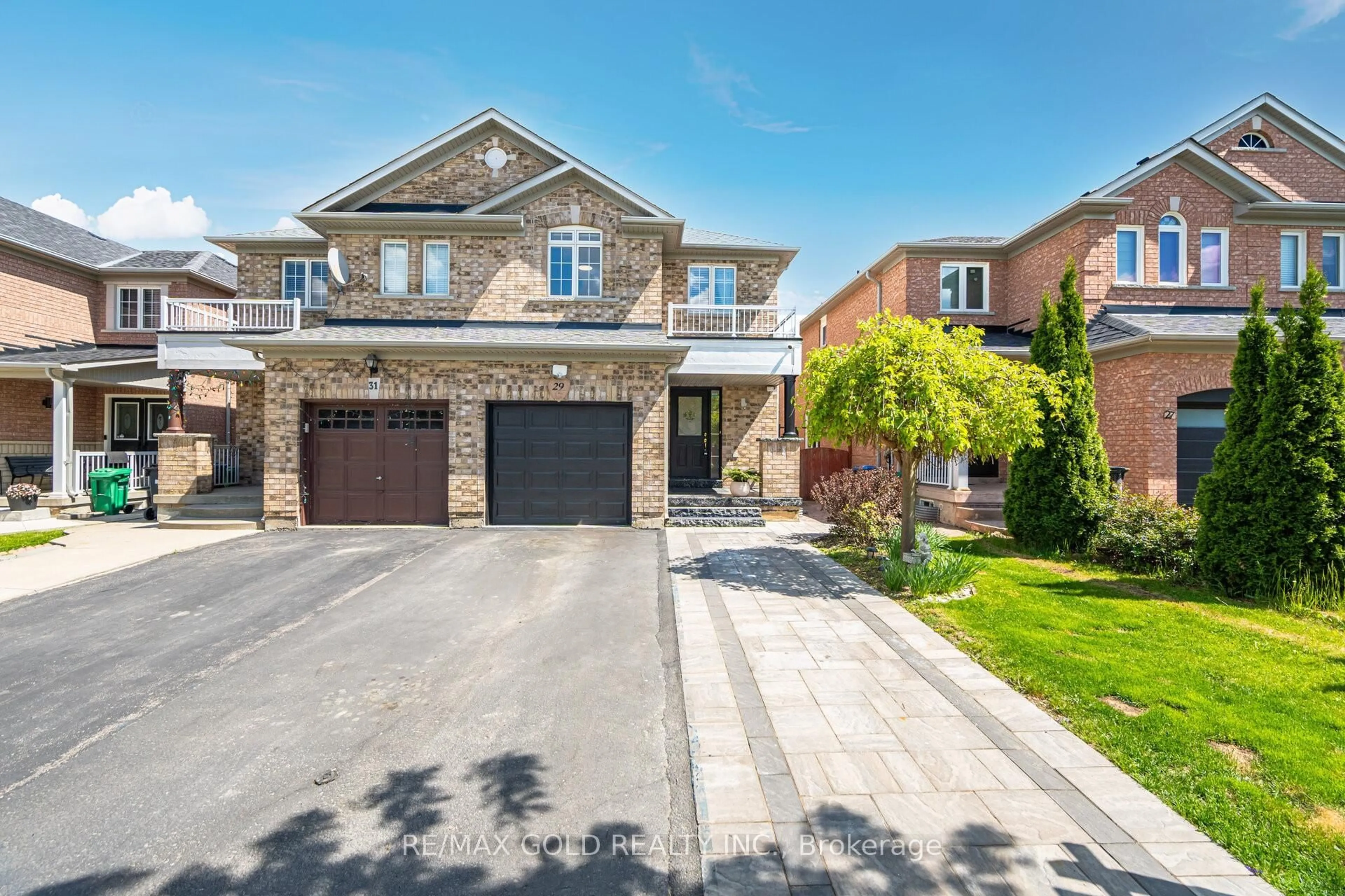 Home with brick exterior material, street for 29 Skylar Circ, Brampton Ontario L6P 0Z4