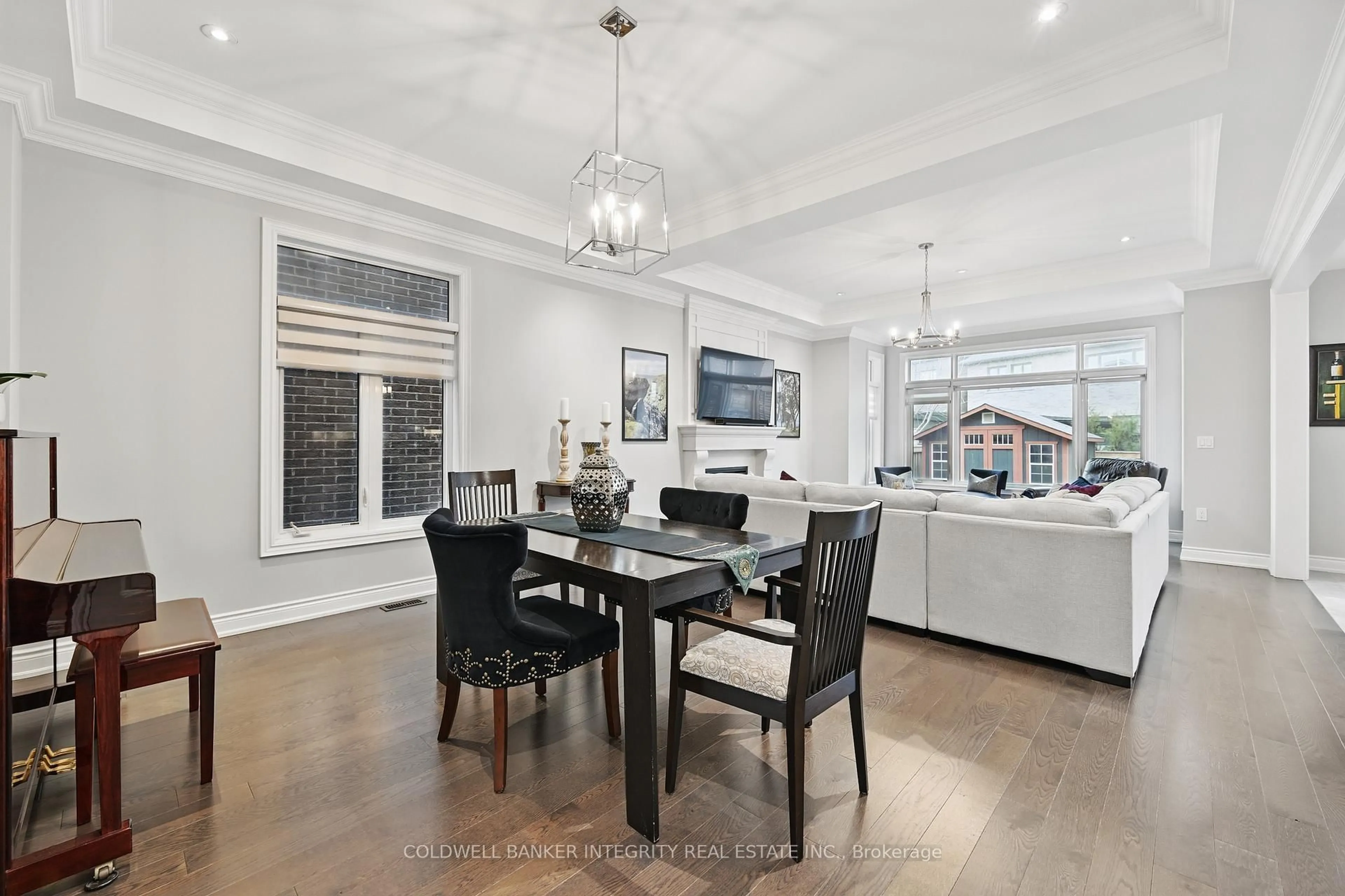 Dining room, unknown for 3180 Post Rd, Oakville Ontario L6H 0V4