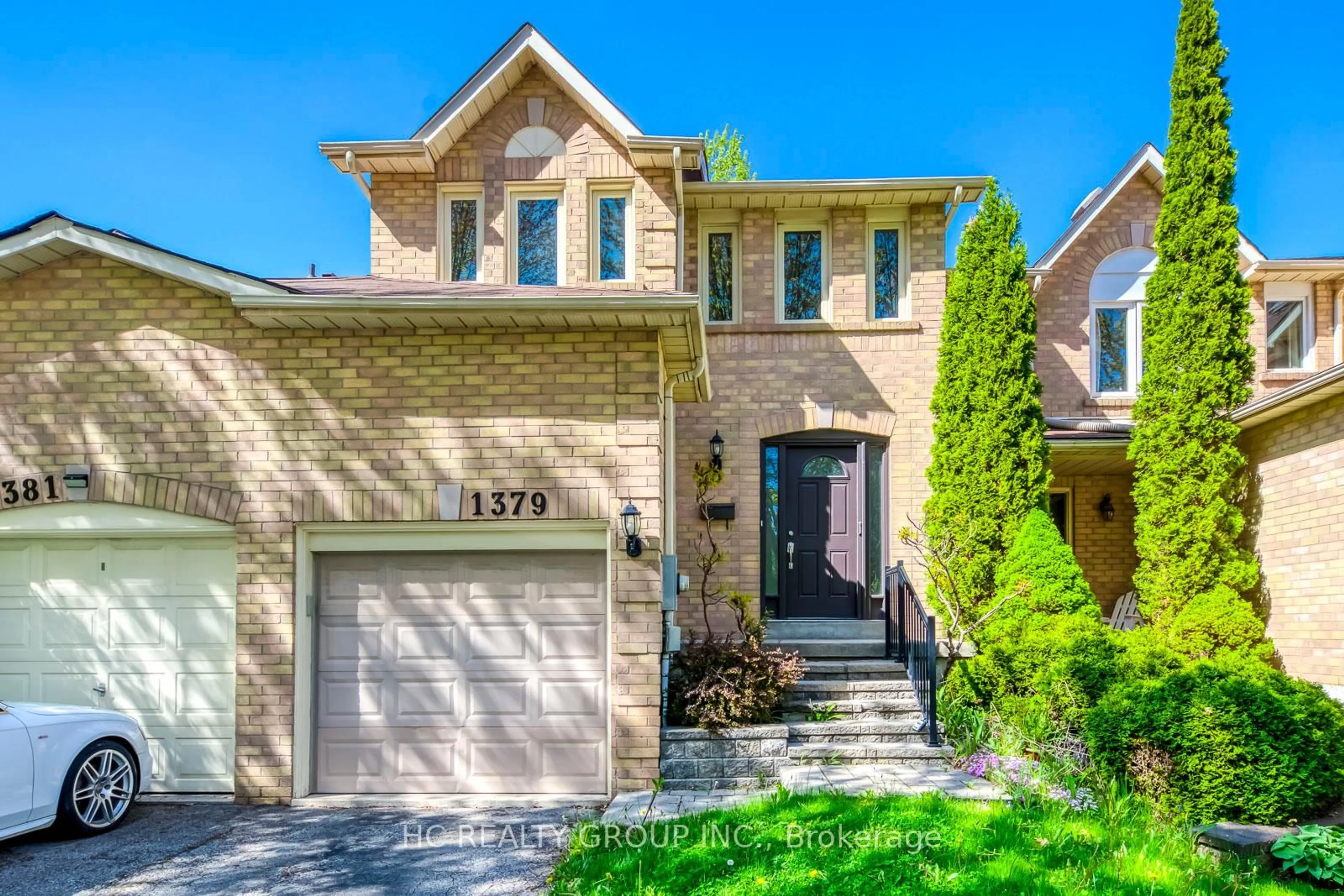 Home with brick exterior material, street for 1379 Stonecutter Dr, Oakville Ontario L6M 3C5