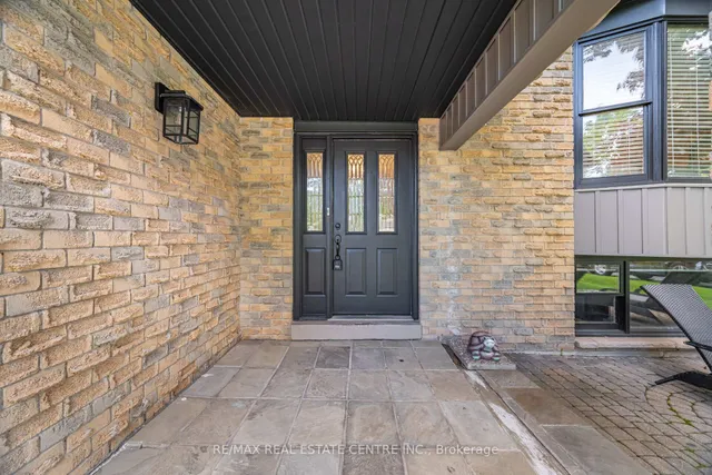 Additional image 3 of 583 Moorelands Cres
