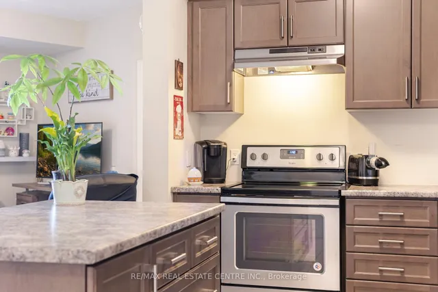 Additional image 11 of 630 Sauve St Unit 318