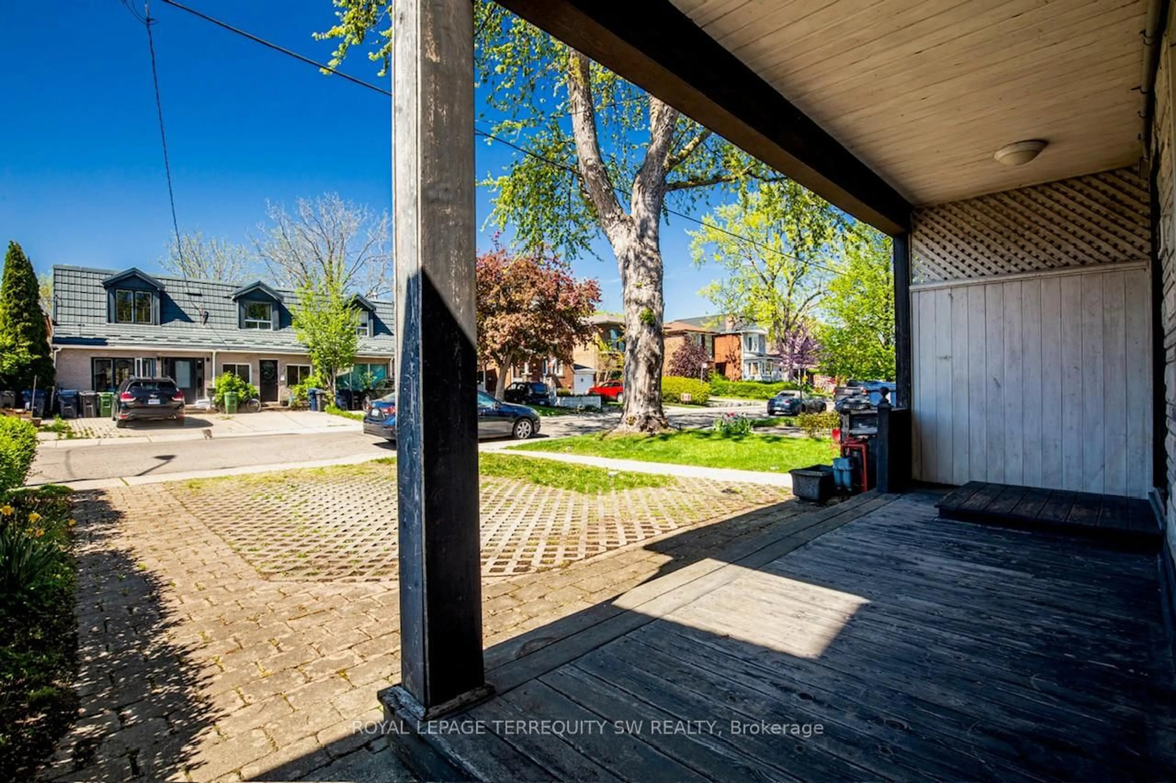 Patio, street for 59 Vanevery St, Toronto Ontario M8V 1Y5