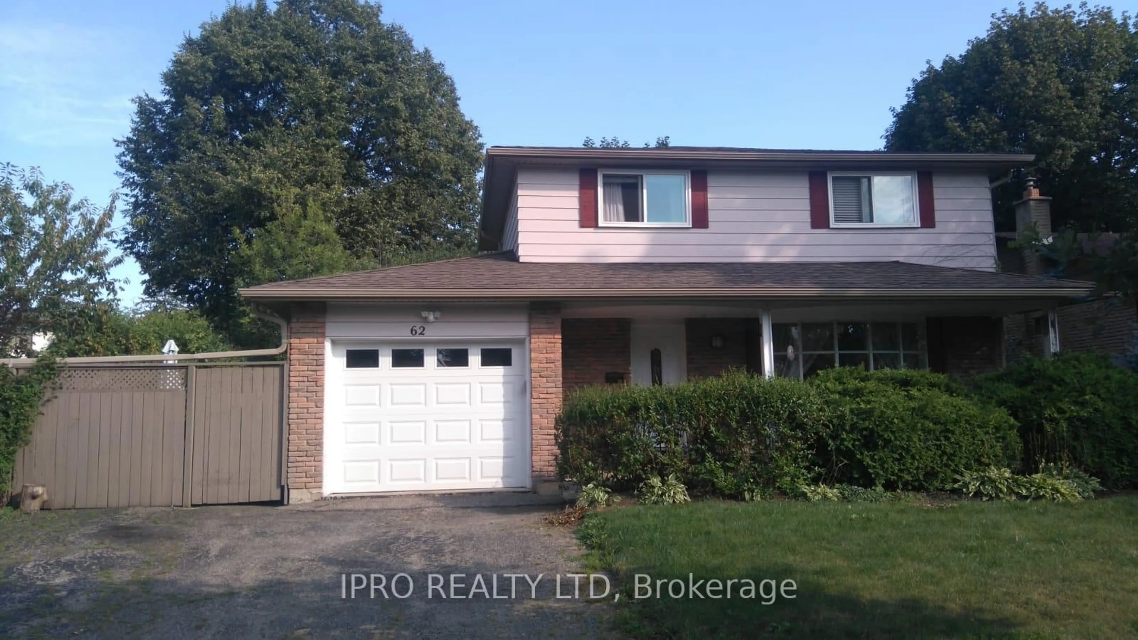 Home with brick exterior material, street for 62 Ambleside Dr, Brampton Ontario L6Y 1B9