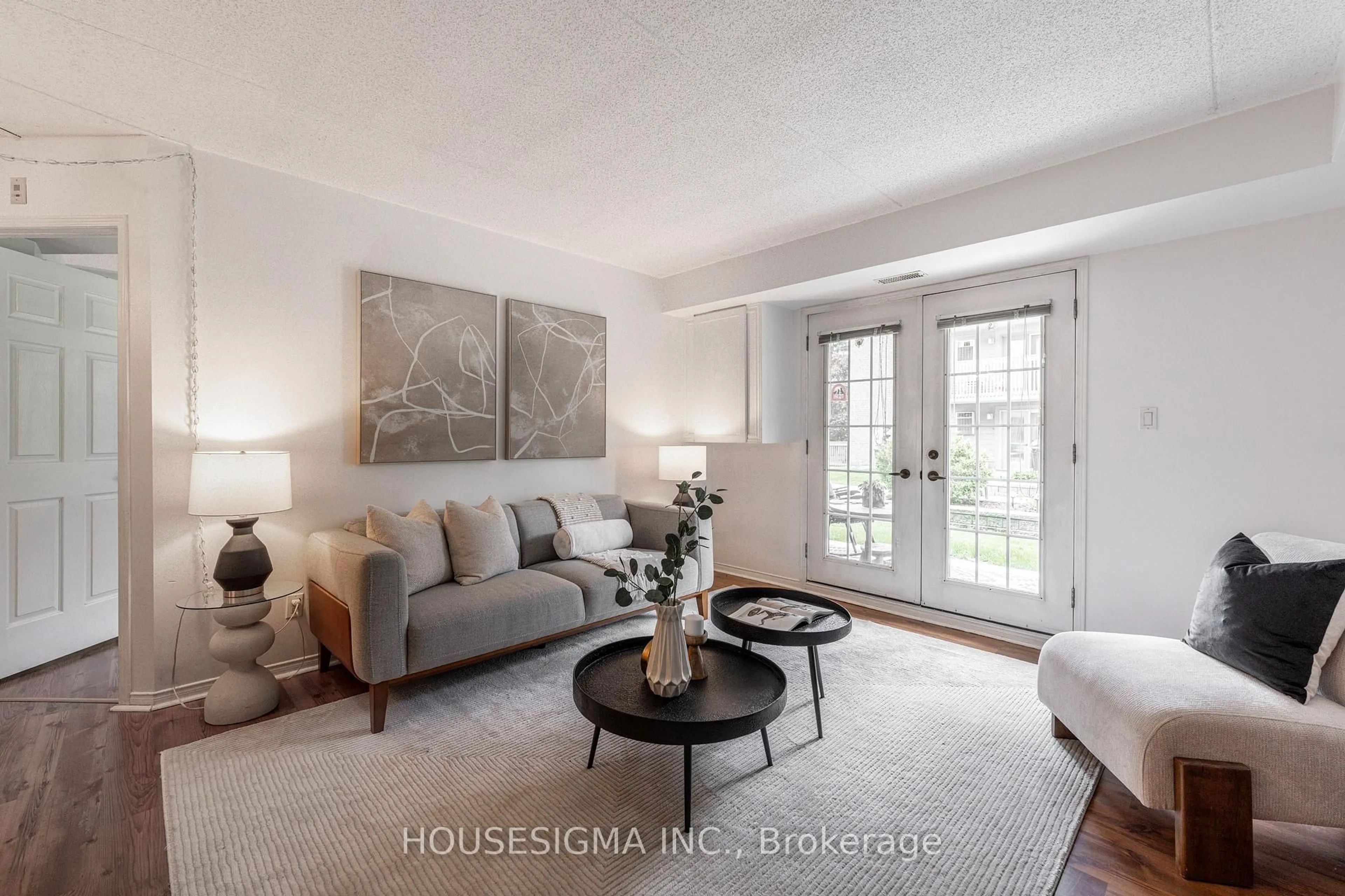 Living room with furniture, unknown for 2010 Cleaver Ave #117, Burlington Ontario L7M 4C1