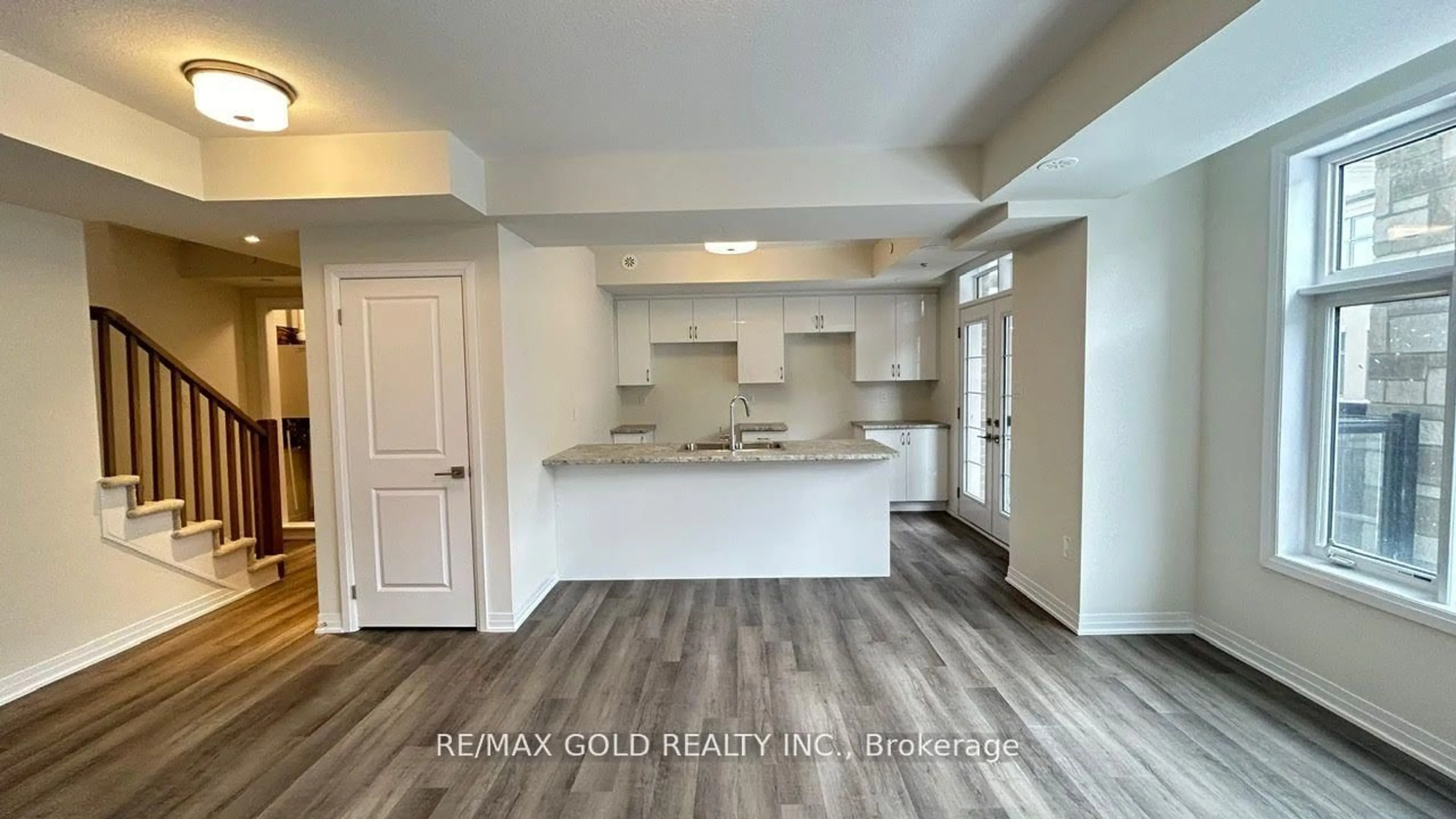 Open concept kitchen, unknown for 35 Fieldridge Cres #36, Brampton Ontario L6R 4G6