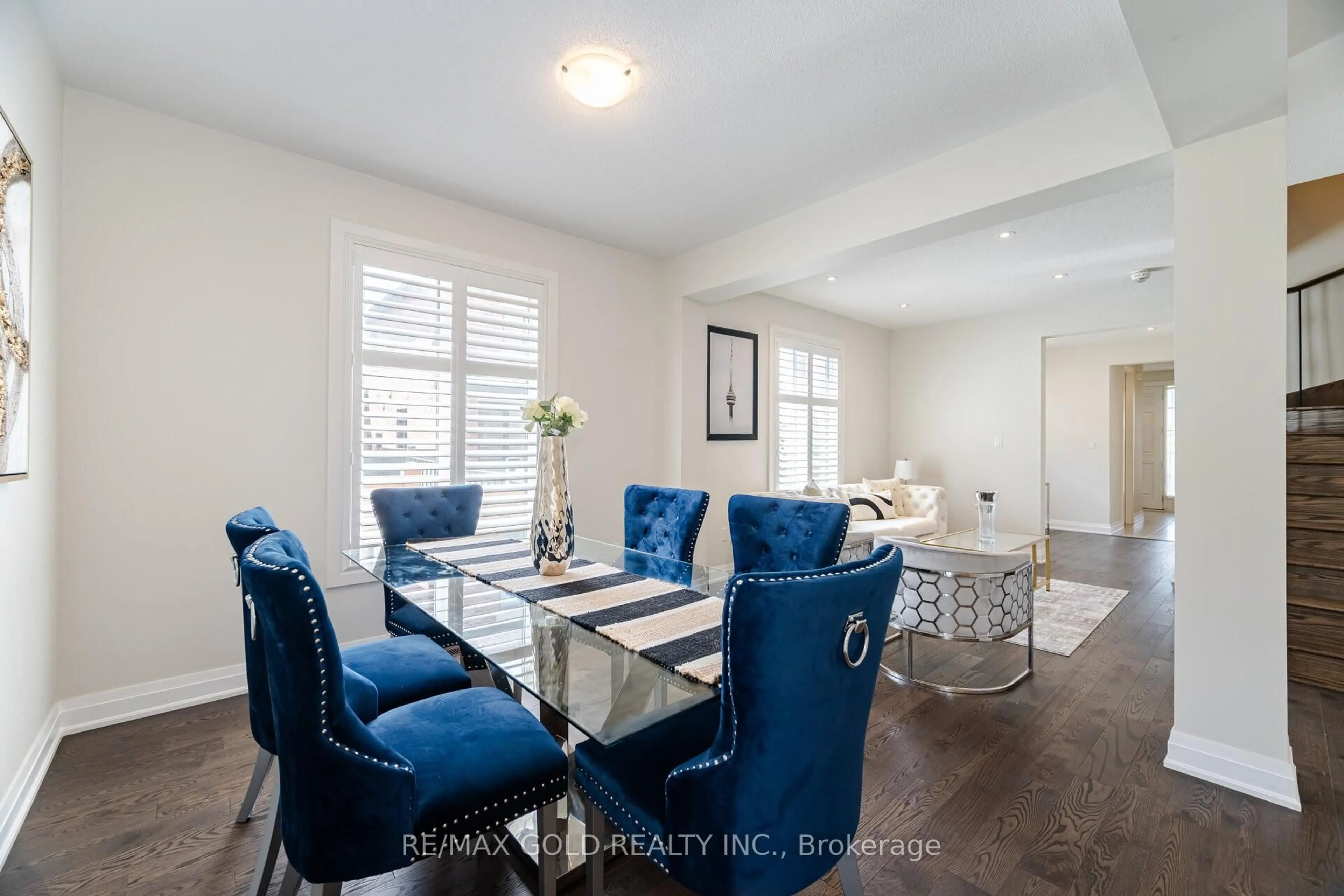 Dining room, unknown for 209 Castle Oaks Crossing, Brampton Ontario L6P 3X3