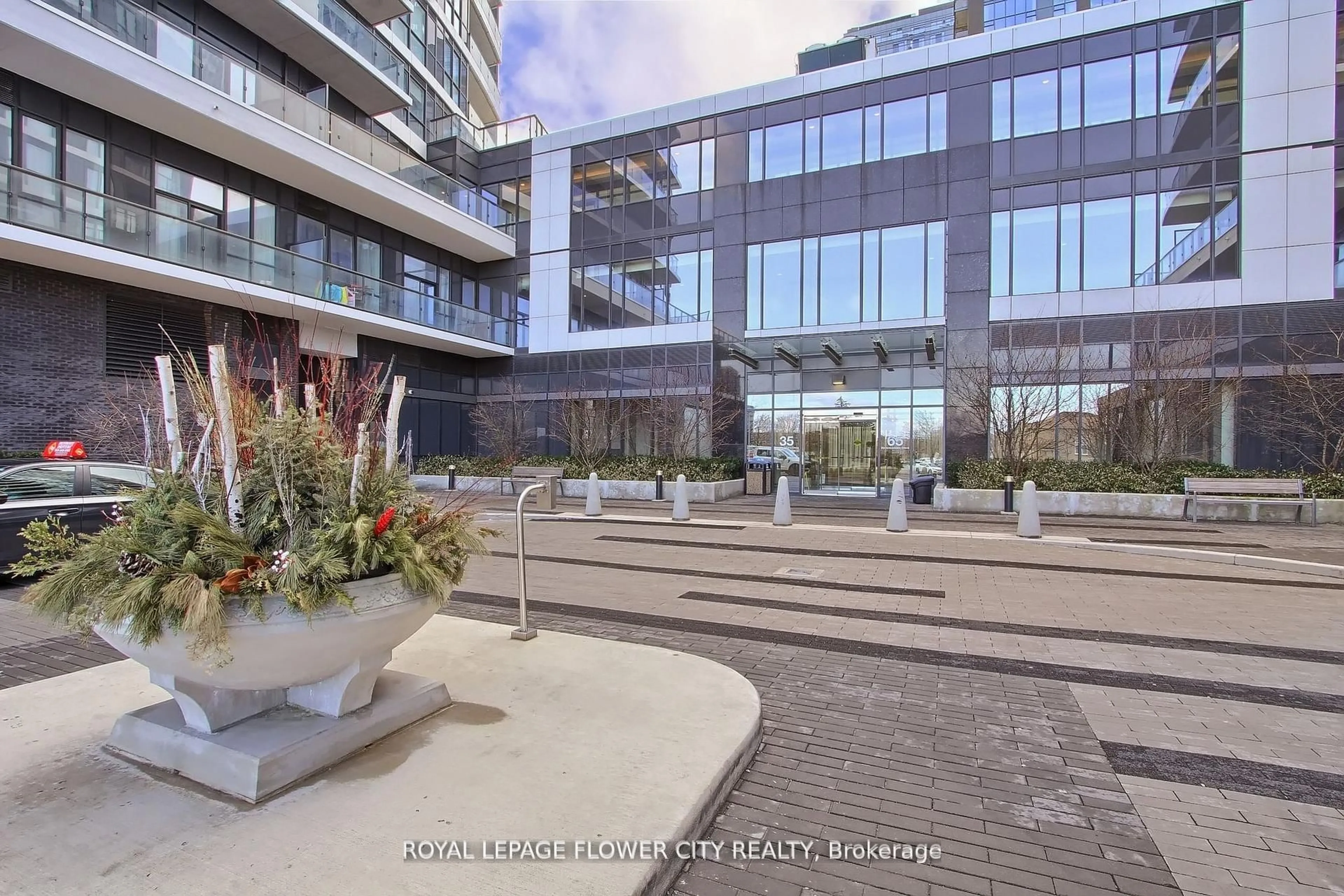 Unknown for 65 Watergarden Cres #1307, Mississauga Ontario L5R 0G9