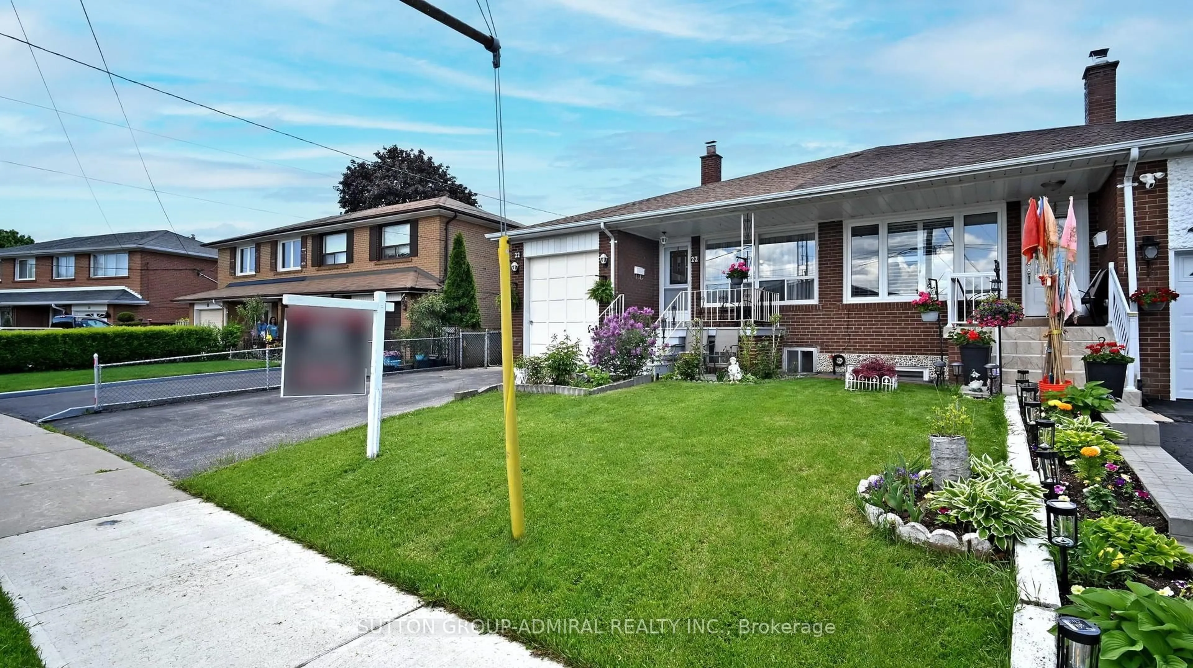 Unknown for 22 Peterson Dr, Toronto Ontario M9M 1X1