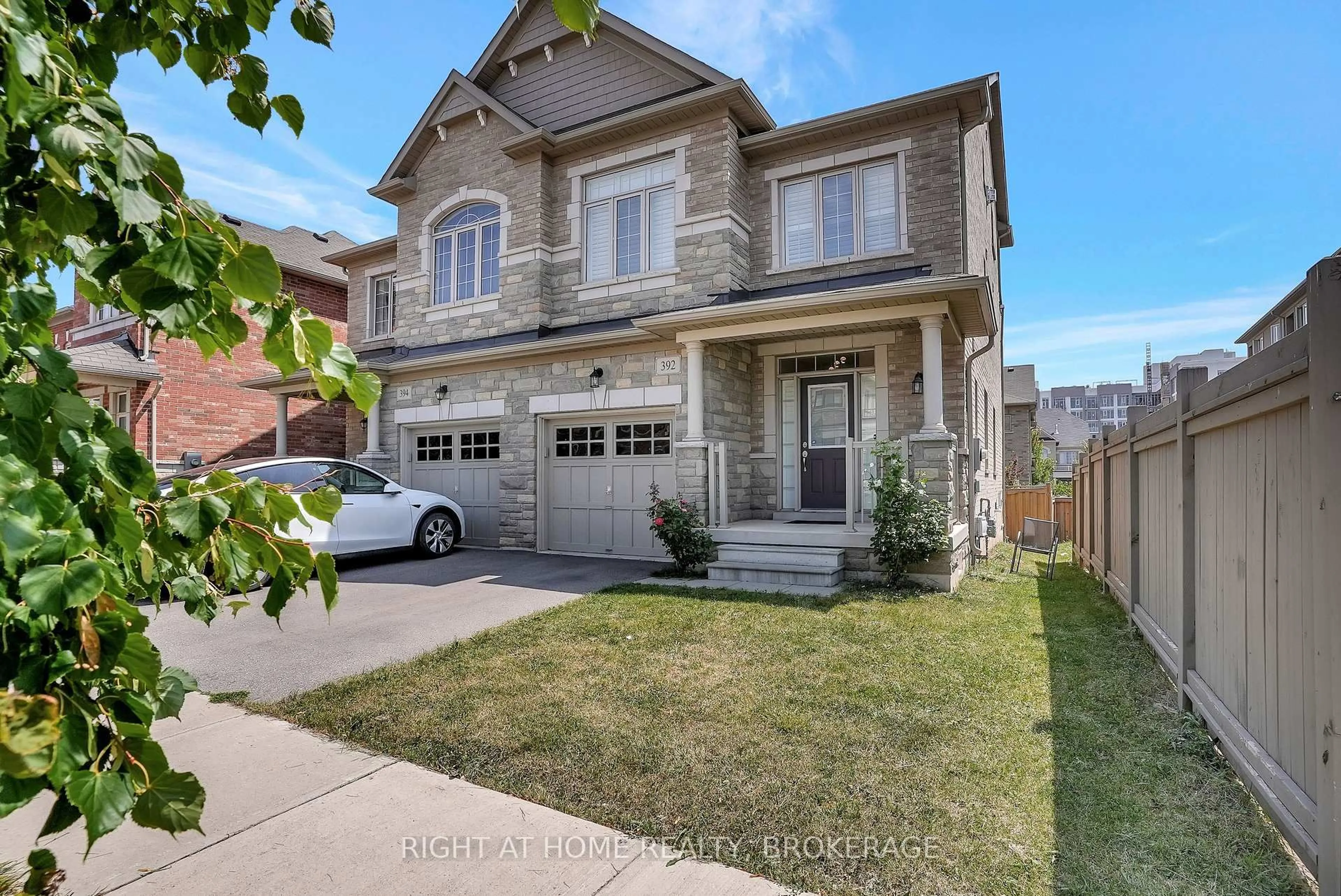 Home with brick exterior material, street for 392 Grindstone Tr, Oakville Ontario L6H 0S1