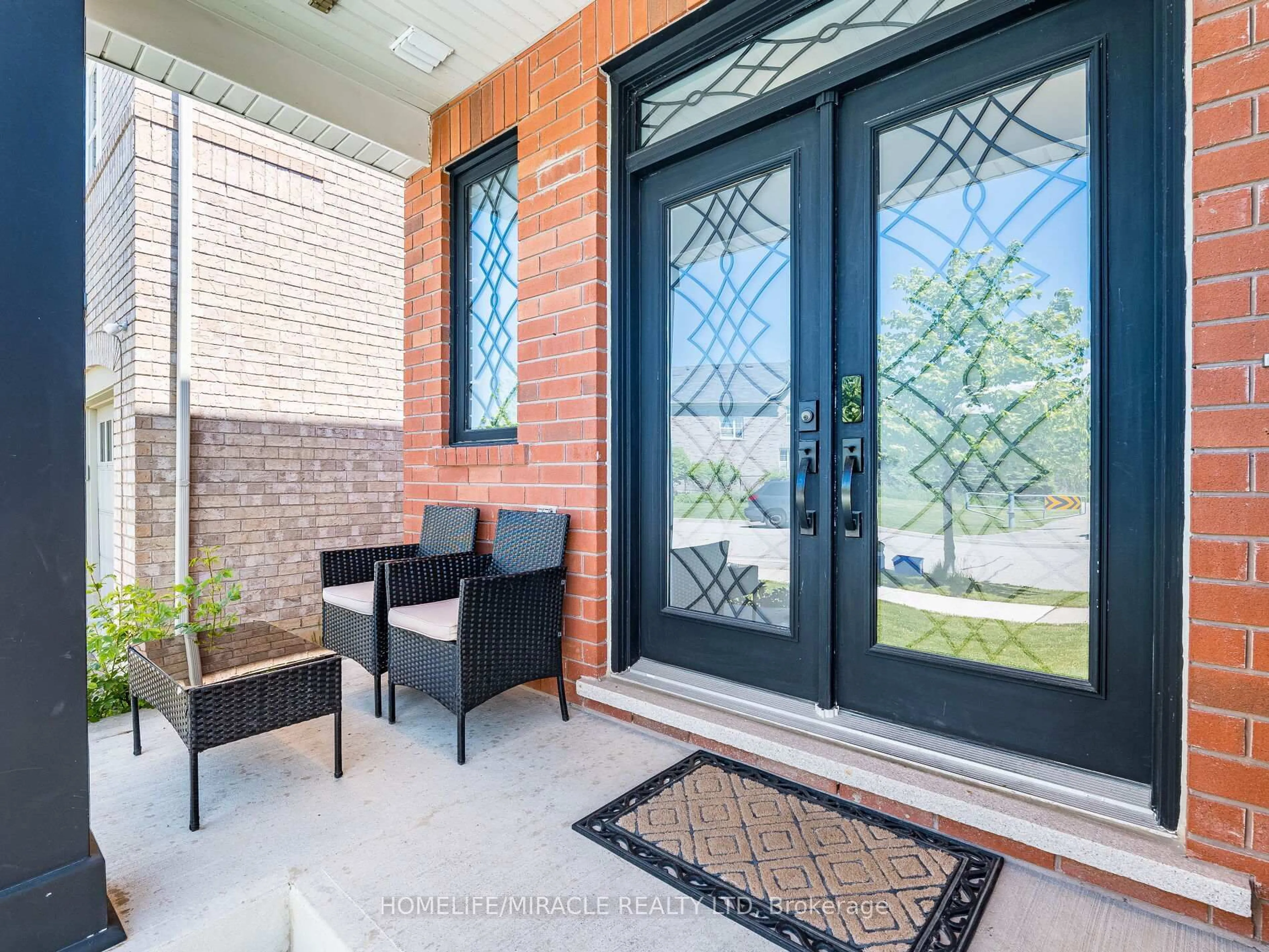 Indoor entryway for 825 Cahoun Terrace N/A, Milton Ontario L9T 7S1