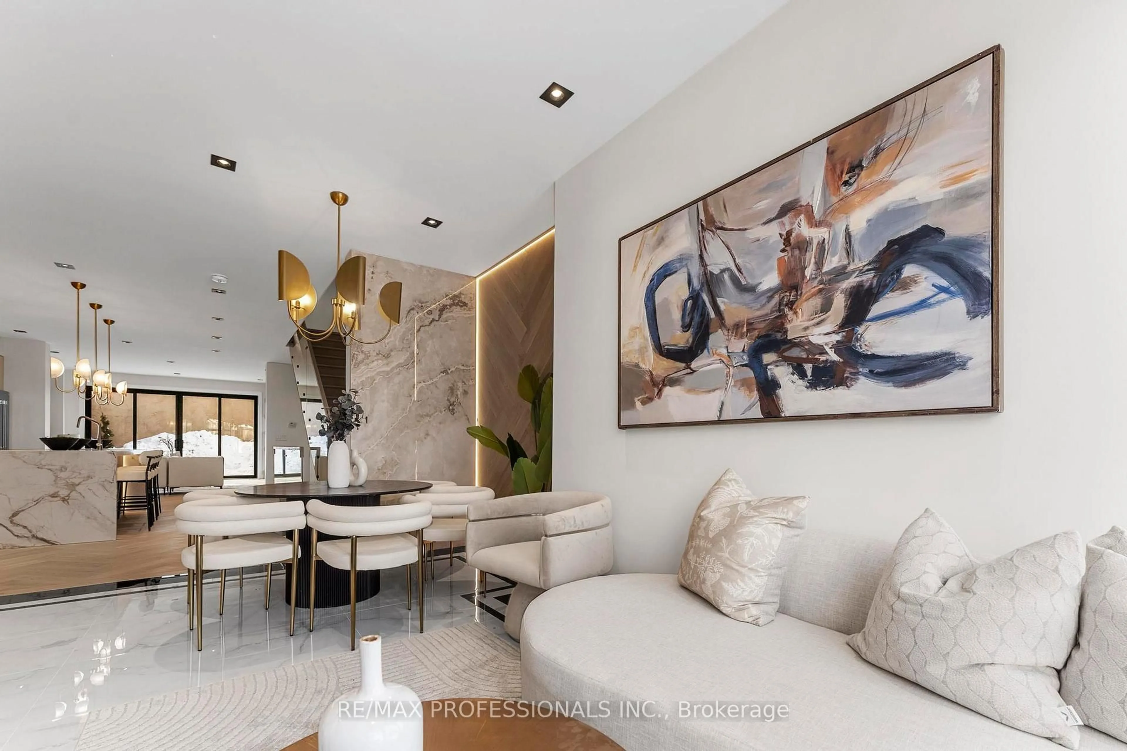 Unknown for 24 Durie St, Toronto Ontario M6S 3E6