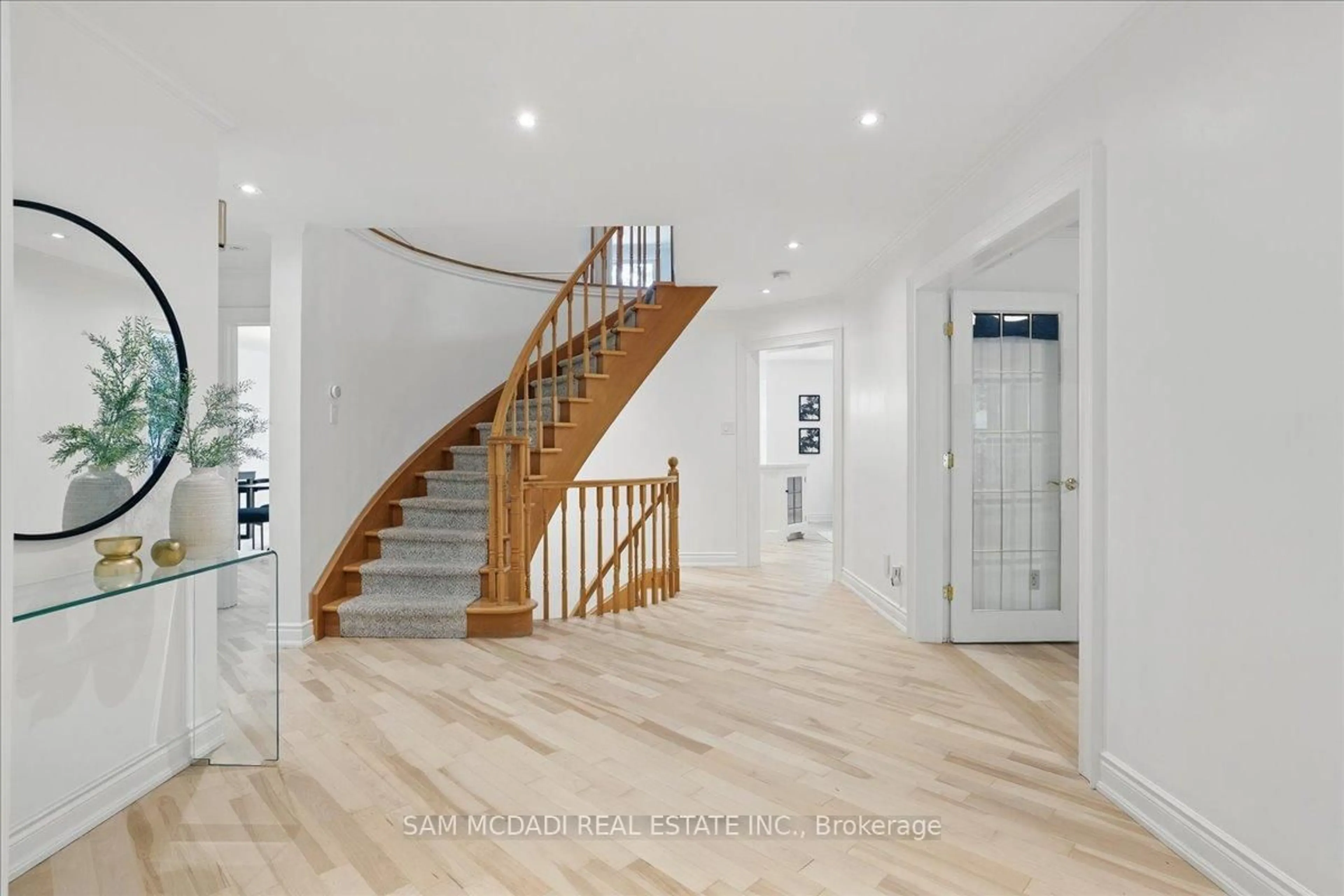 Unknown for 1713 Pengilley Pl, Mississauga Ontario L5J 4R8