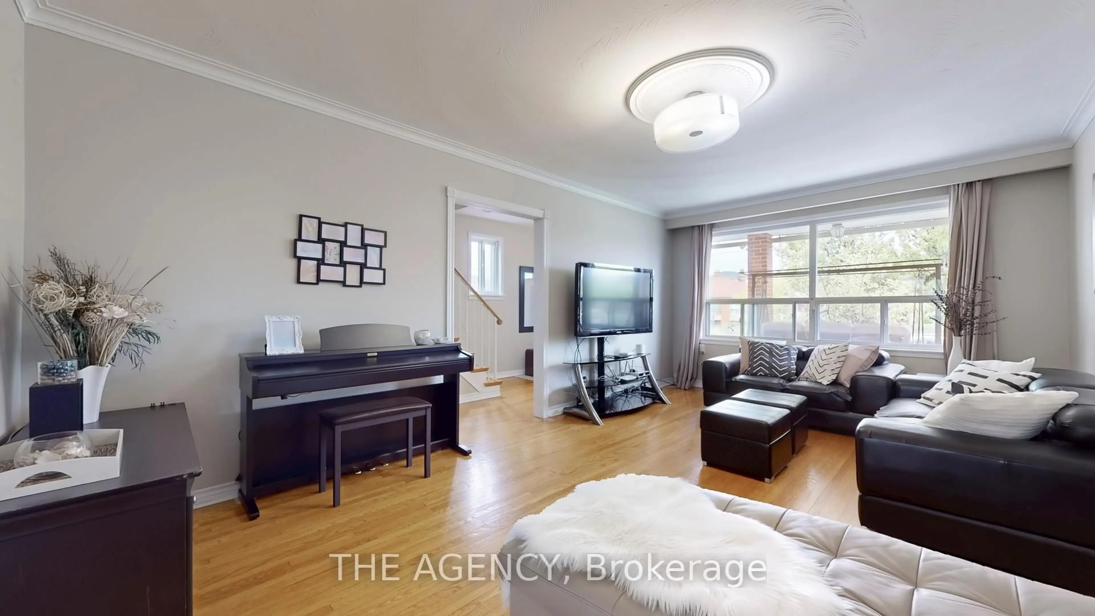 A pic of a room for 7 Purchase Pl, Toronto Ontario M3L 1T9