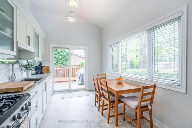 Additional property image - 1293 Dunbar Rd