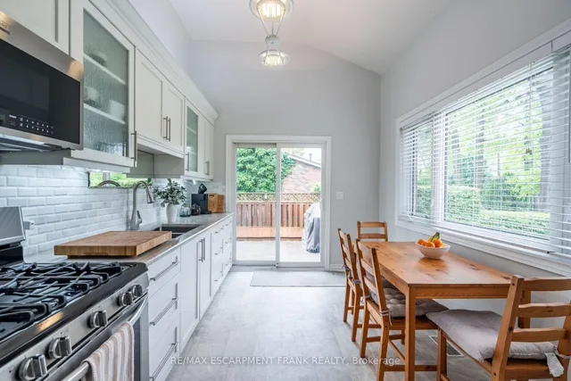 Additional property image - 1293 Dunbar Rd