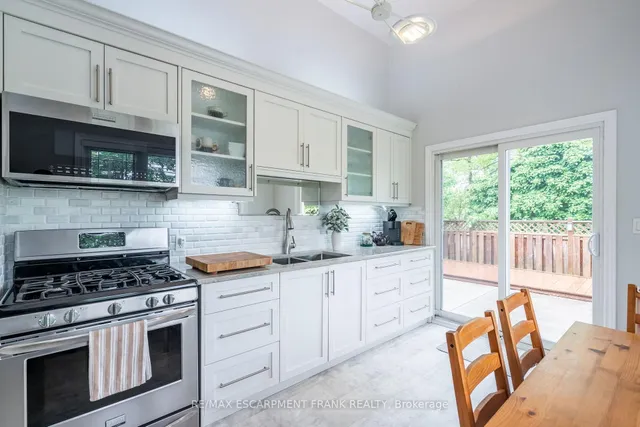 Additional property image - 1293 Dunbar Rd