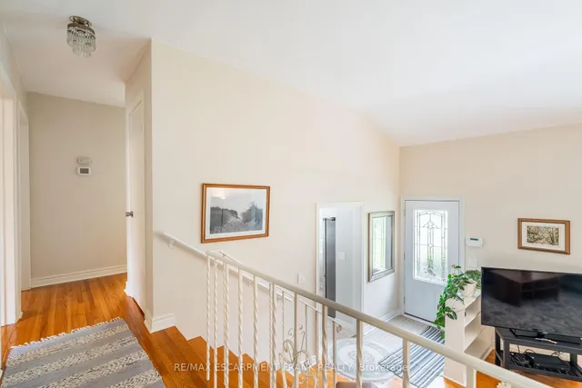 Additional property image - 1293 Dunbar Rd